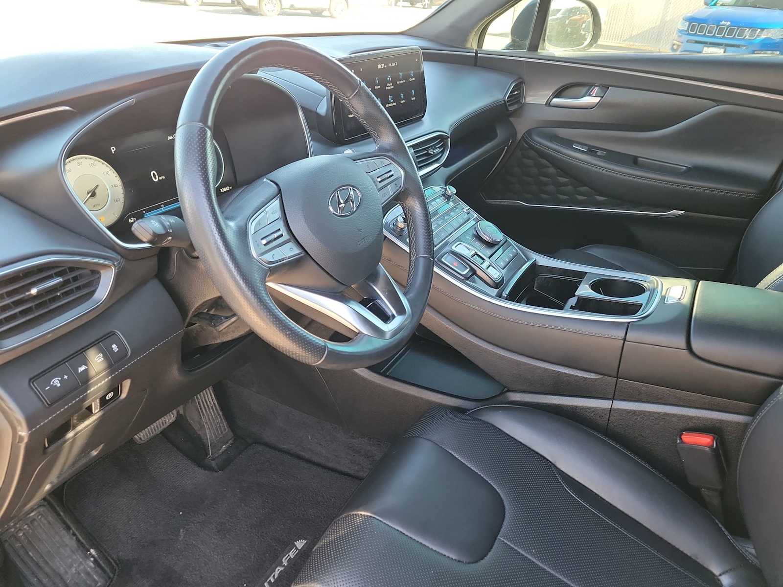 Thumbnail: 2022 Hyundai Santa Fe - 10