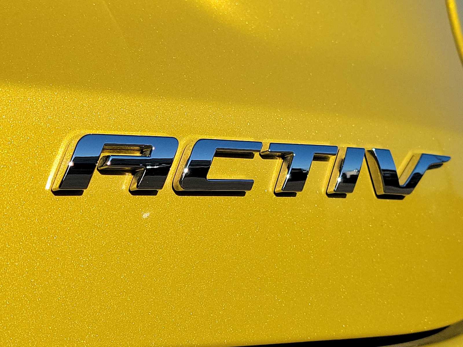 Thumbnail: 2025 Chevrolet Trax - 15