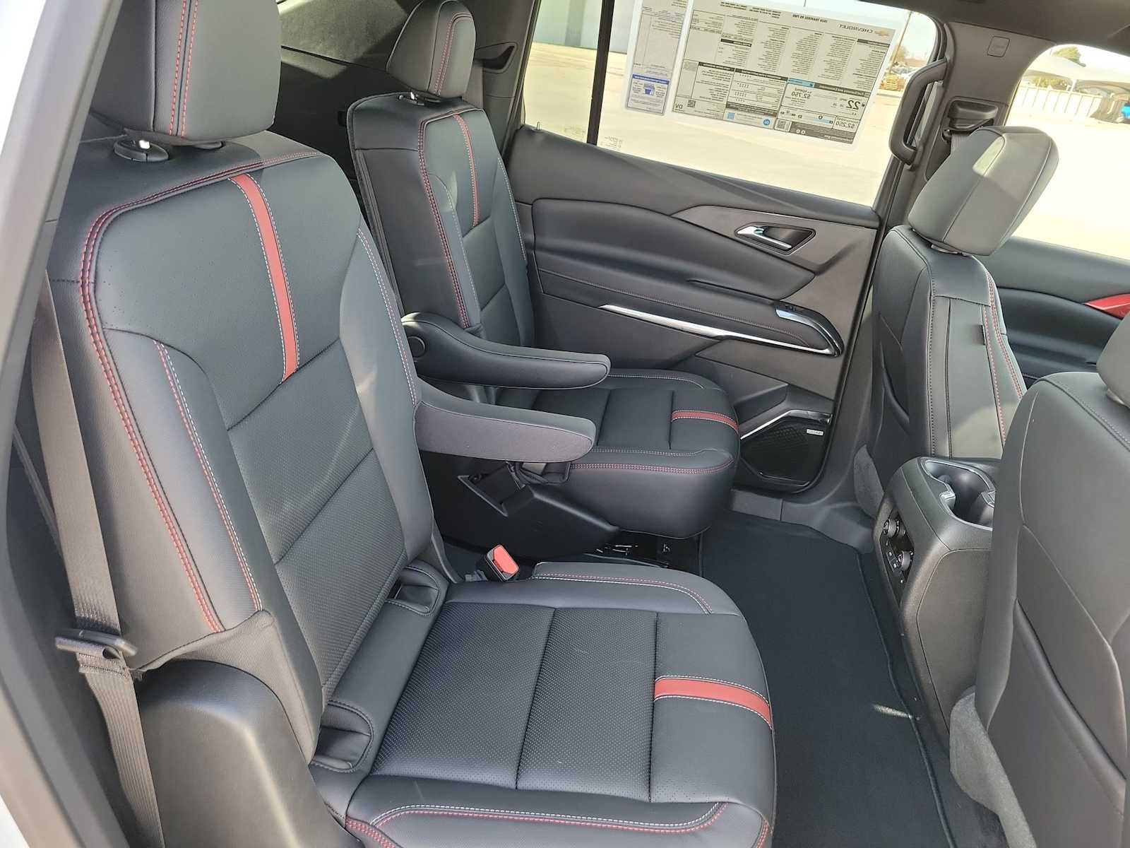 Thumbnail: 2026 Chevrolet Traverse - 21