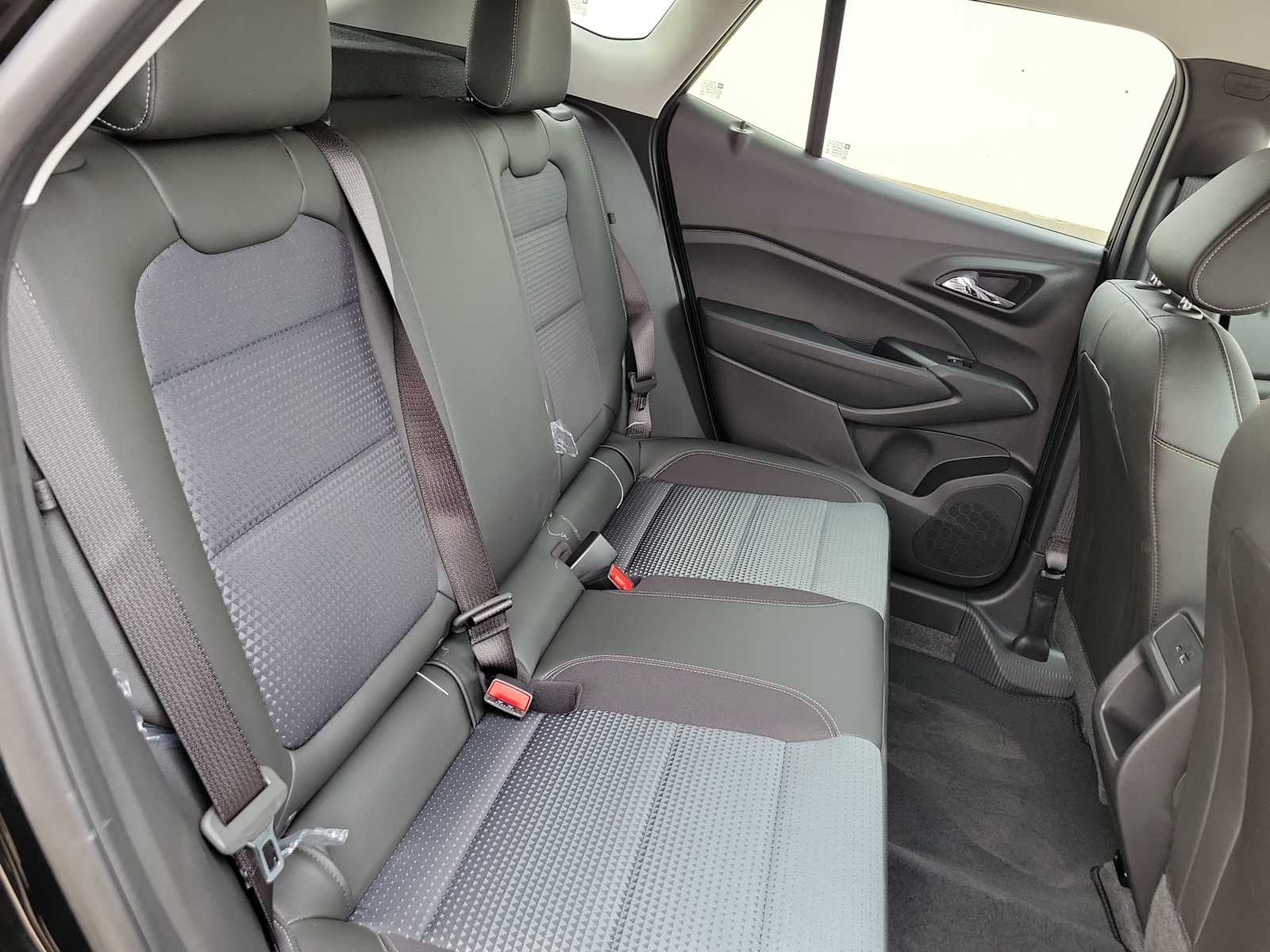 Thumbnail: 2026 Chevrolet Trax - 17