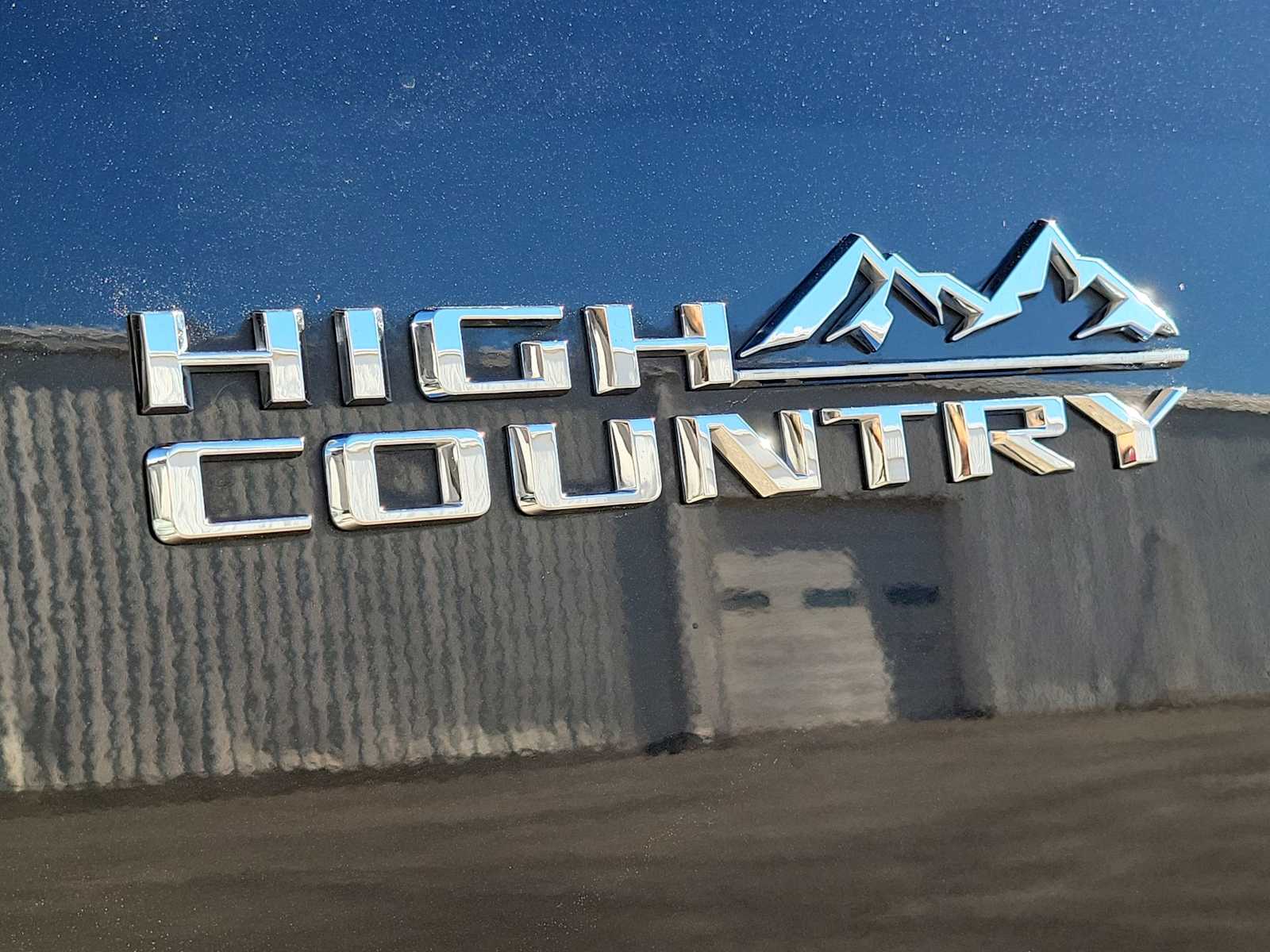 Thumbnail: 2023 Chevrolet Traverse - 14