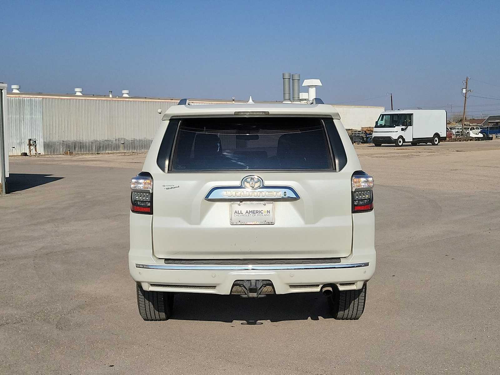 Thumbnail: 2015 Toyota 4Runner - 7