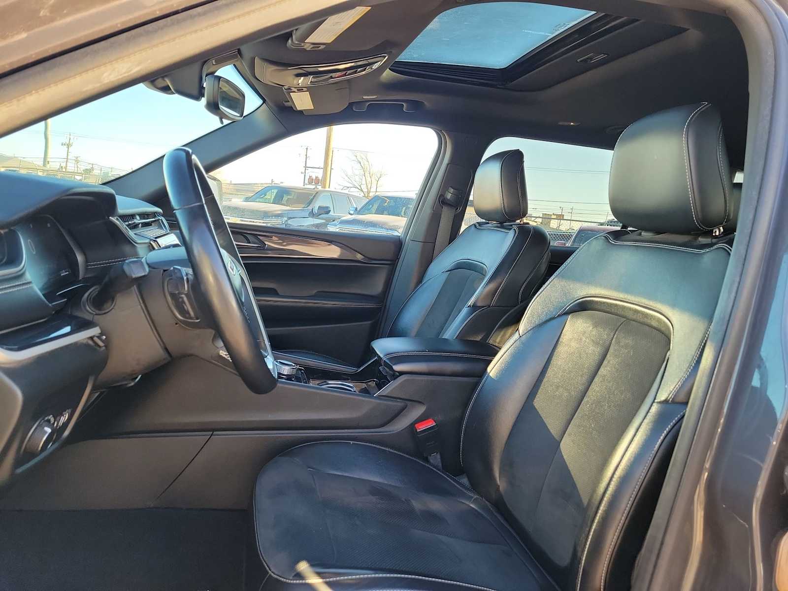 Thumbnail: 2021 Jeep Grand Cherokee L - 19