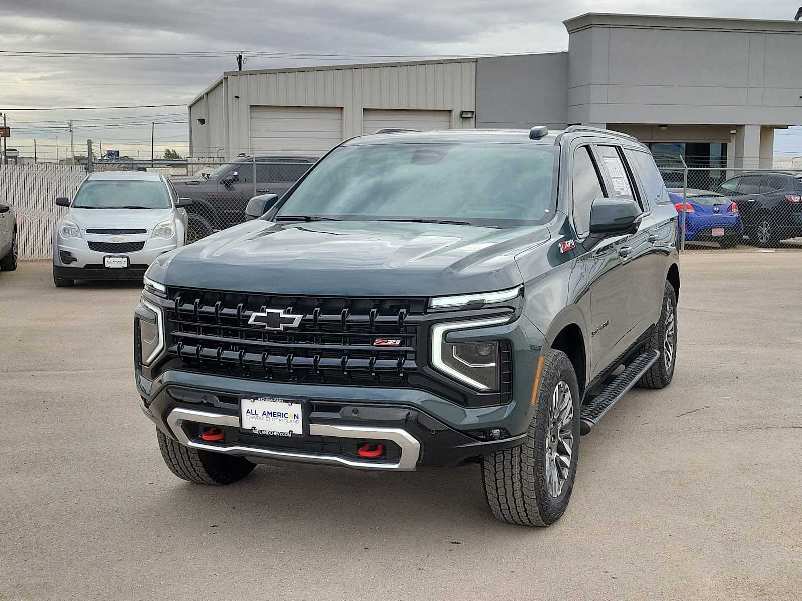 Thumbnail: 2026 Chevrolet Suburban - 4