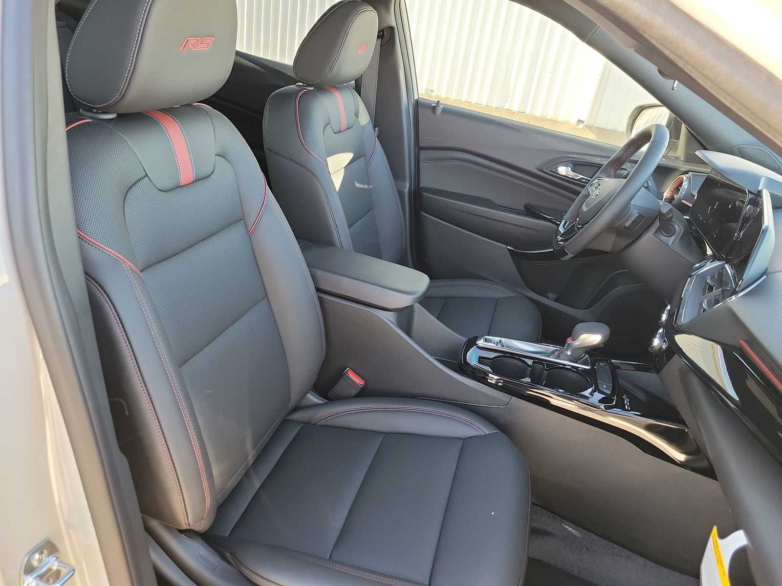 Thumbnail: 2026 Chevrolet Trax - 22