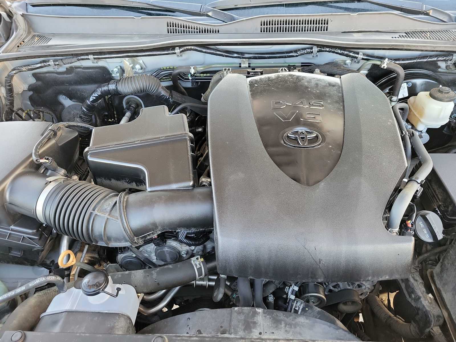 Thumbnail: 2020 Toyota Tacoma - 13