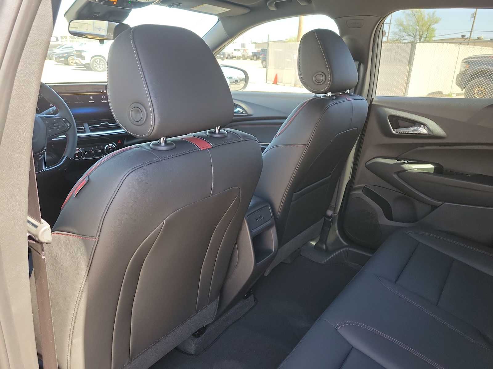 Thumbnail: 2026 Chevrolet Trax - 16