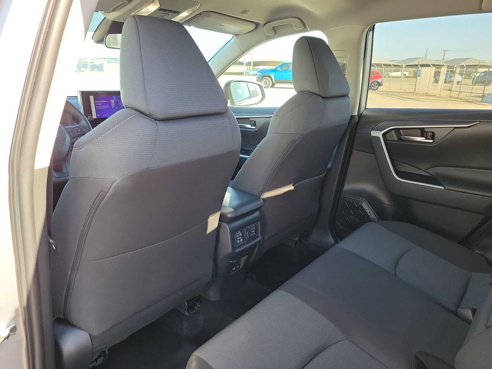 Thumbnail: 2025 Toyota RAV4 - 16