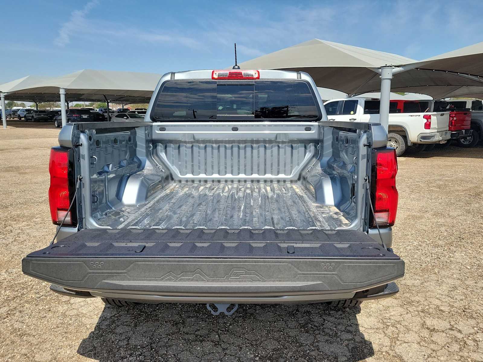 Thumbnail: 2026 Chevrolet Colorado - 17