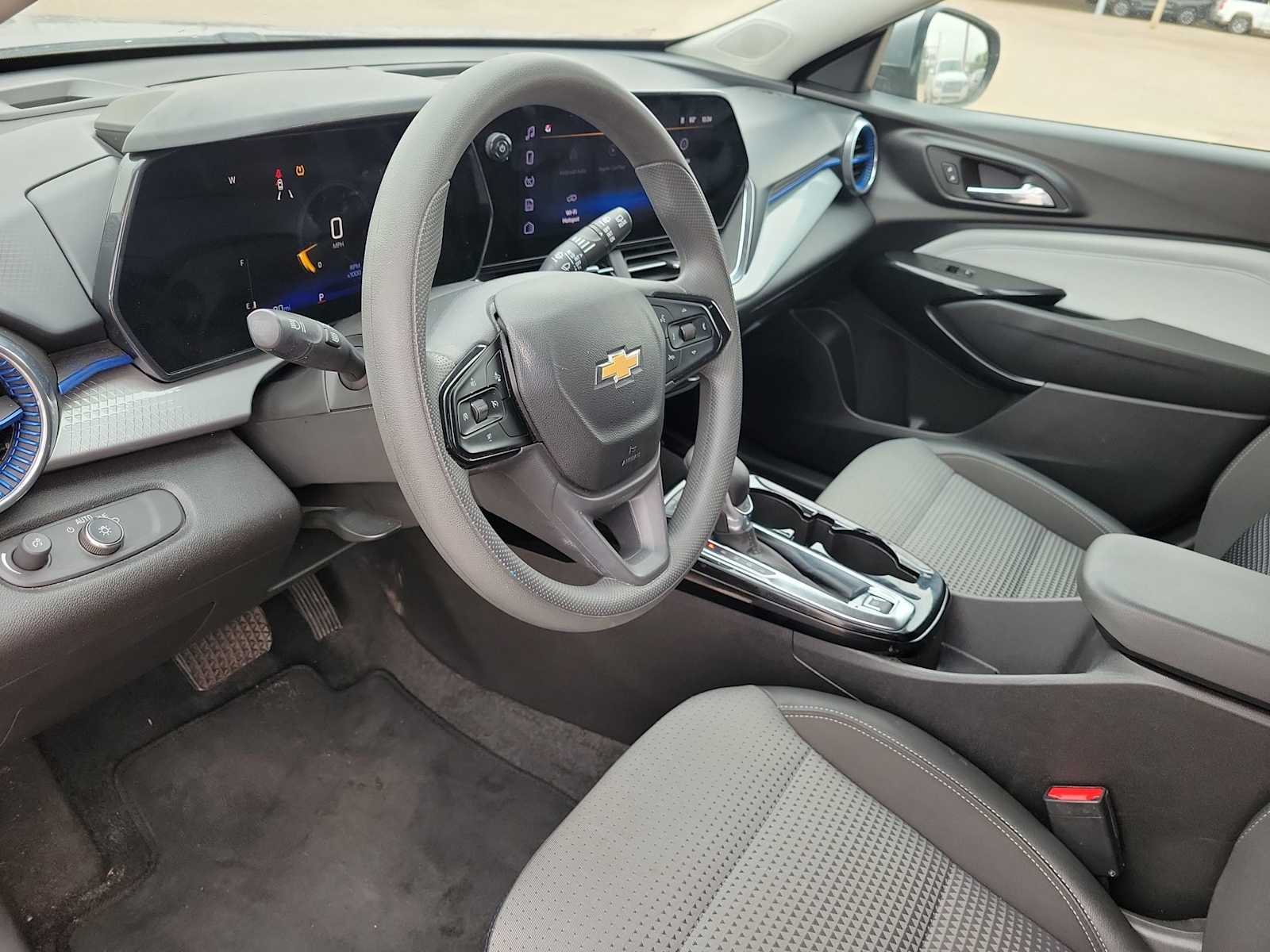 Thumbnail: 2025 Chevrolet Trax - 10