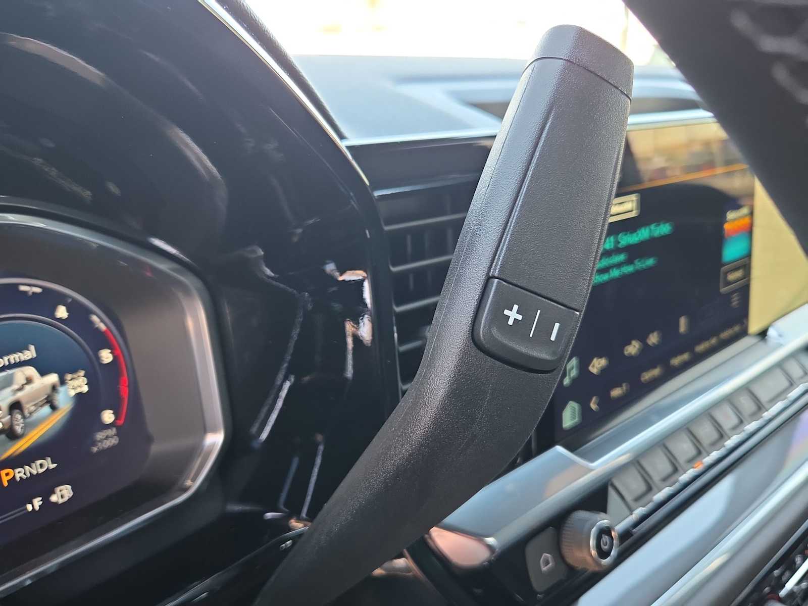 Thumbnail: 2026 Chevrolet Silverado 3500 - 25