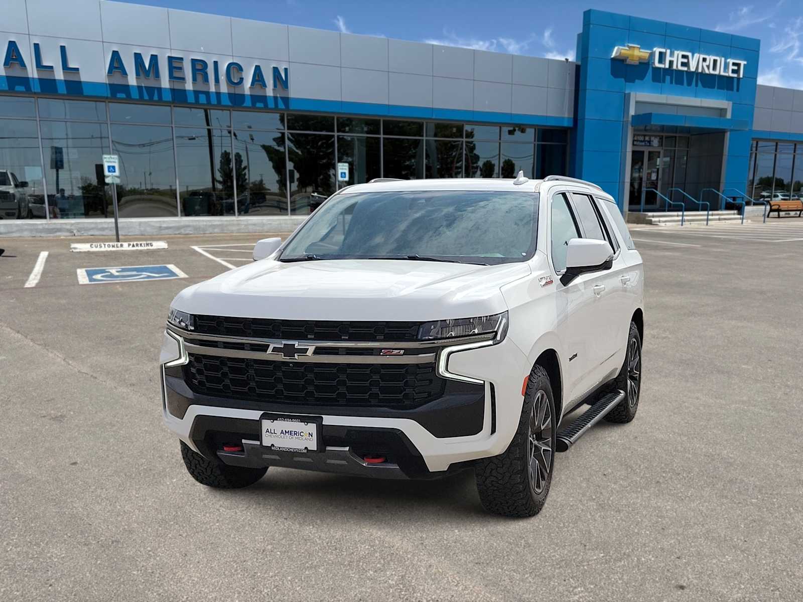 Thumbnail: 2022 Chevrolet Tahoe - 1