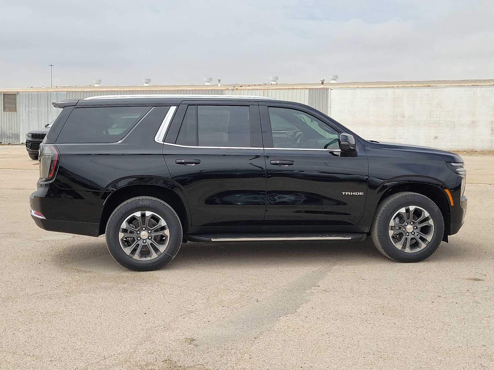 Thumbnail: 2026 Chevrolet Tahoe - 9