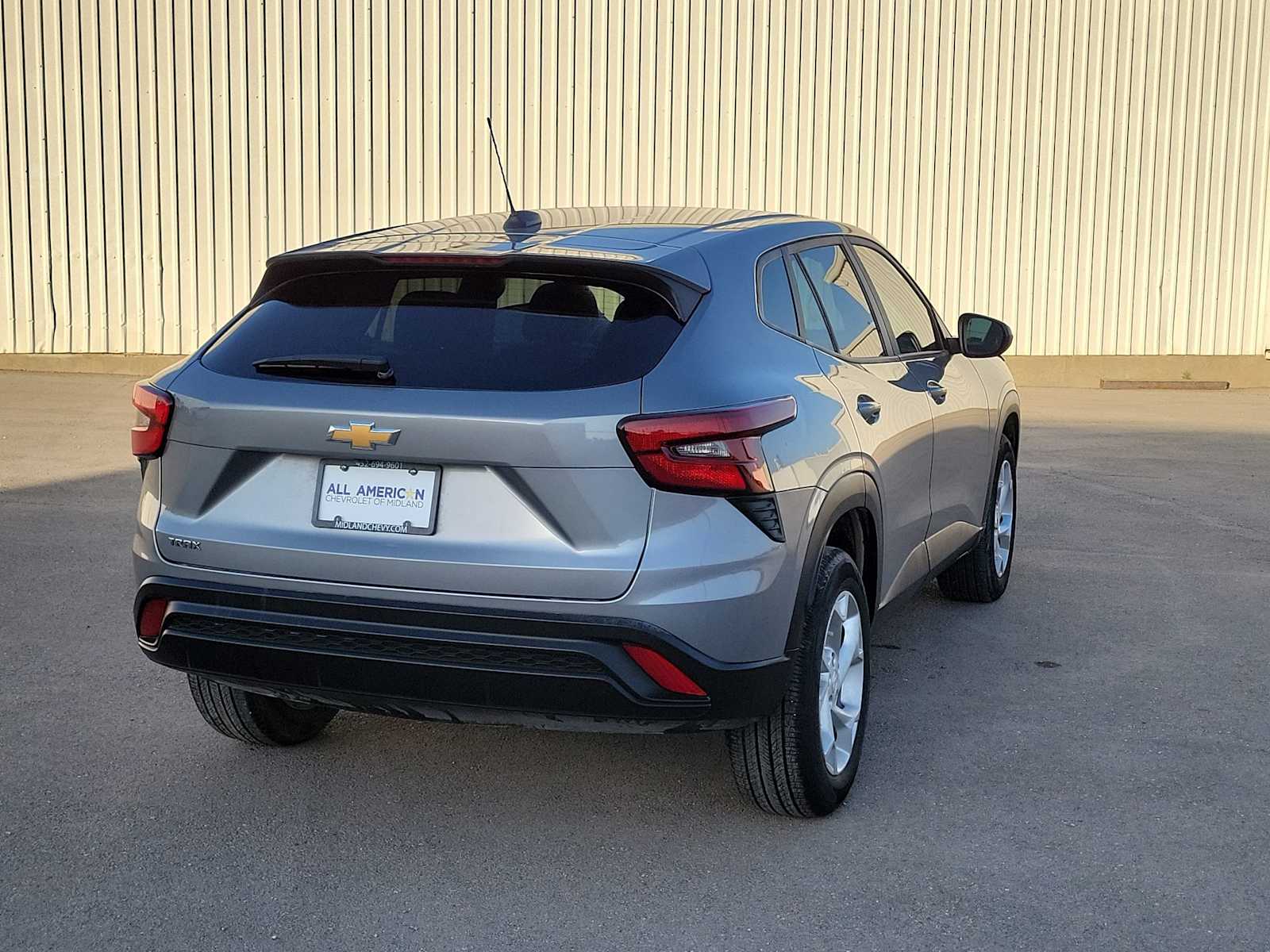 Thumbnail: 2025 Chevrolet Trax - 8