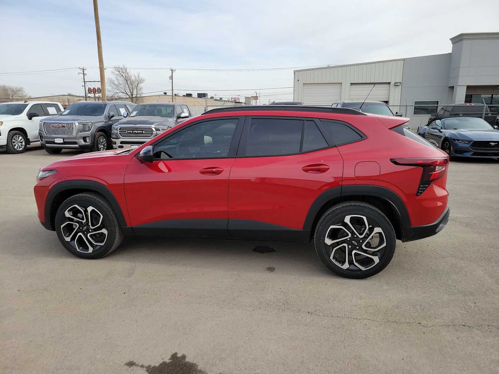 Thumbnail: 2026 Chevrolet Trax - 5