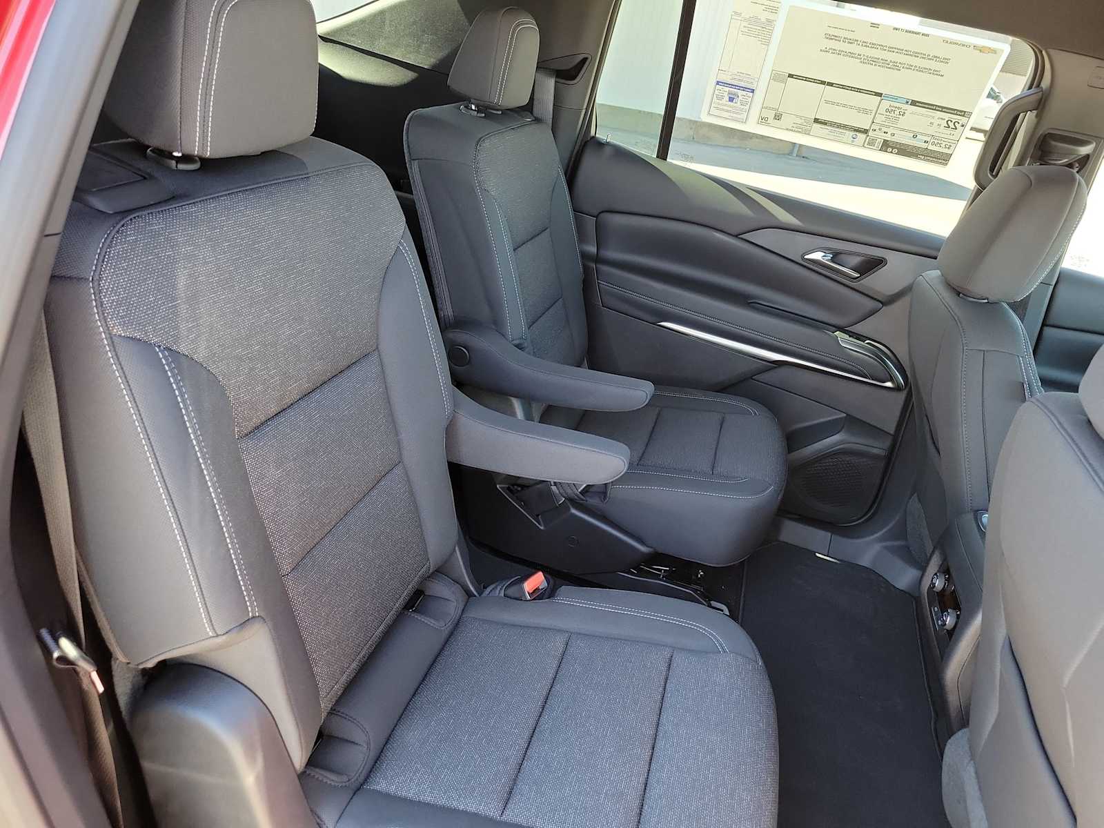 Thumbnail: 2026 Chevrolet Traverse - 21