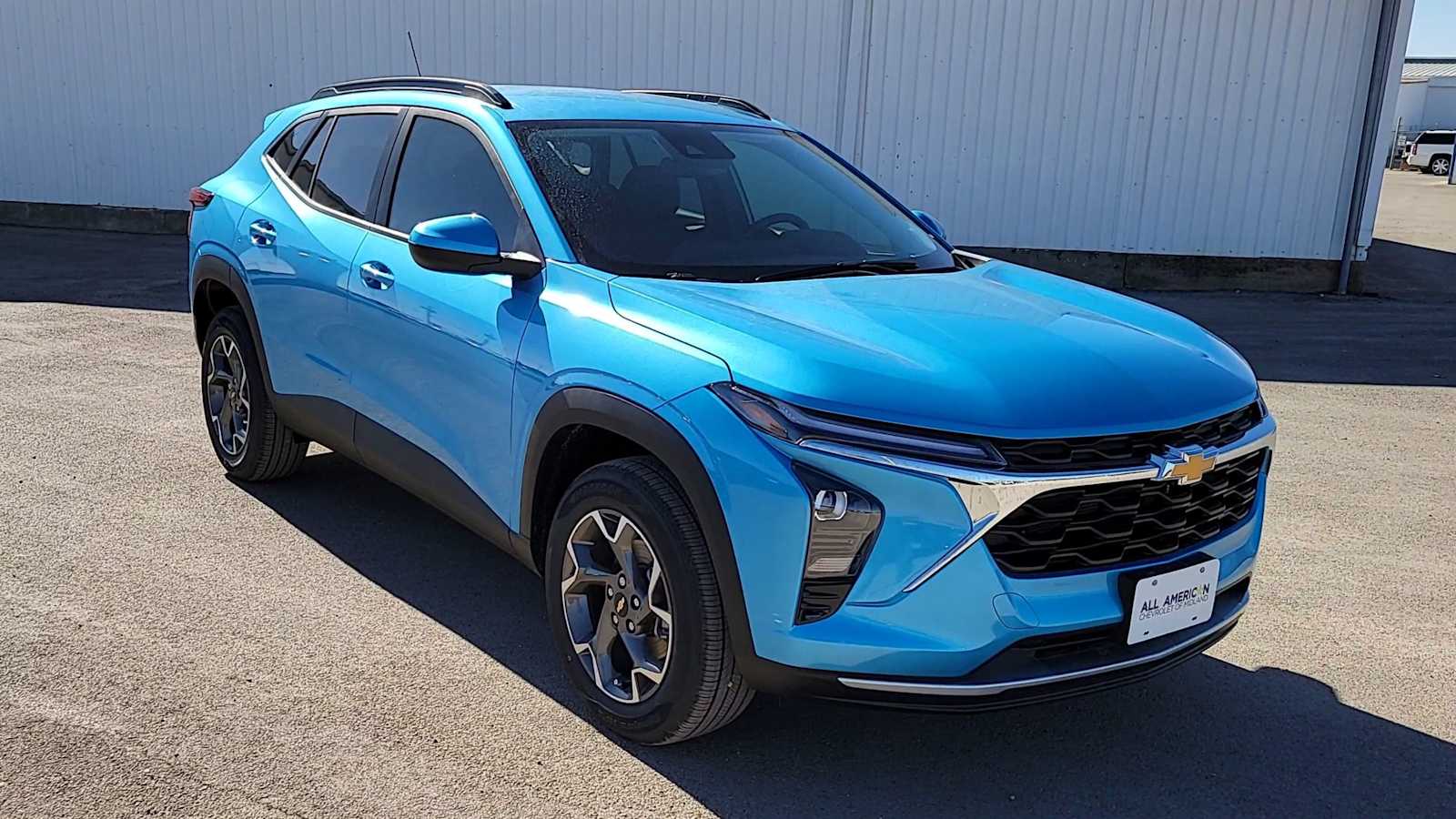 Thumbnail: 2026 Chevrolet Trax - 2