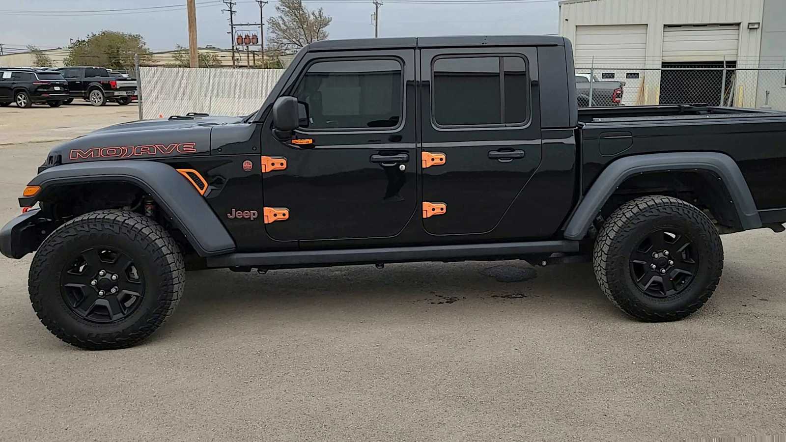 Thumbnail: 2022 Jeep Gladiator - 9