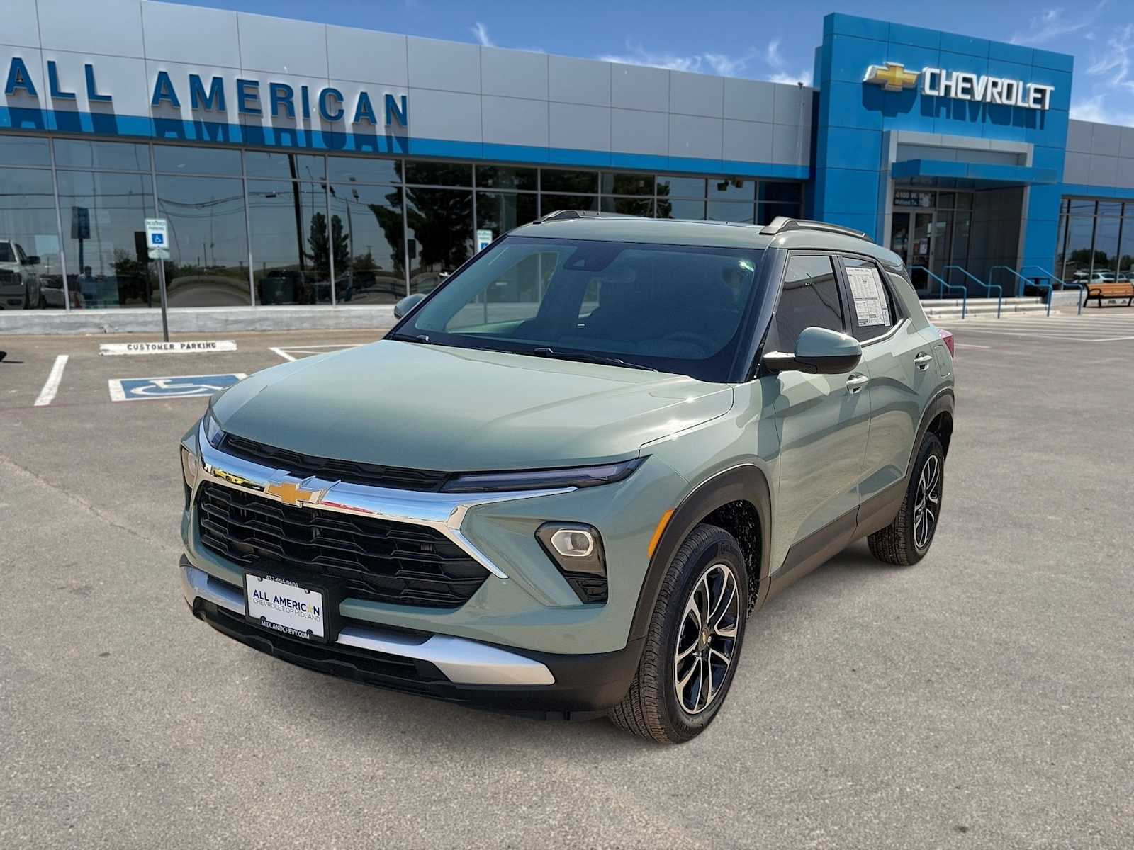 Thumbnail: 2026 Chevrolet TrailBlazer - 1