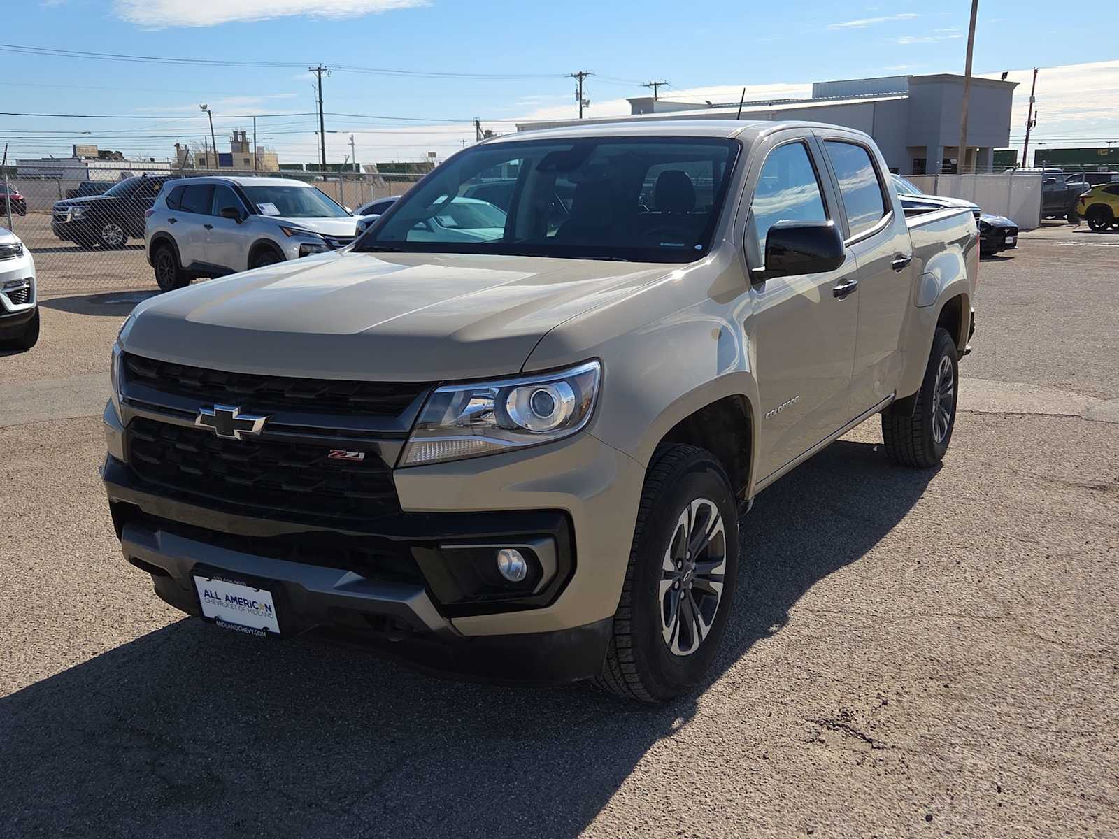 Thumbnail: 2022 Chevrolet Colorado - 4