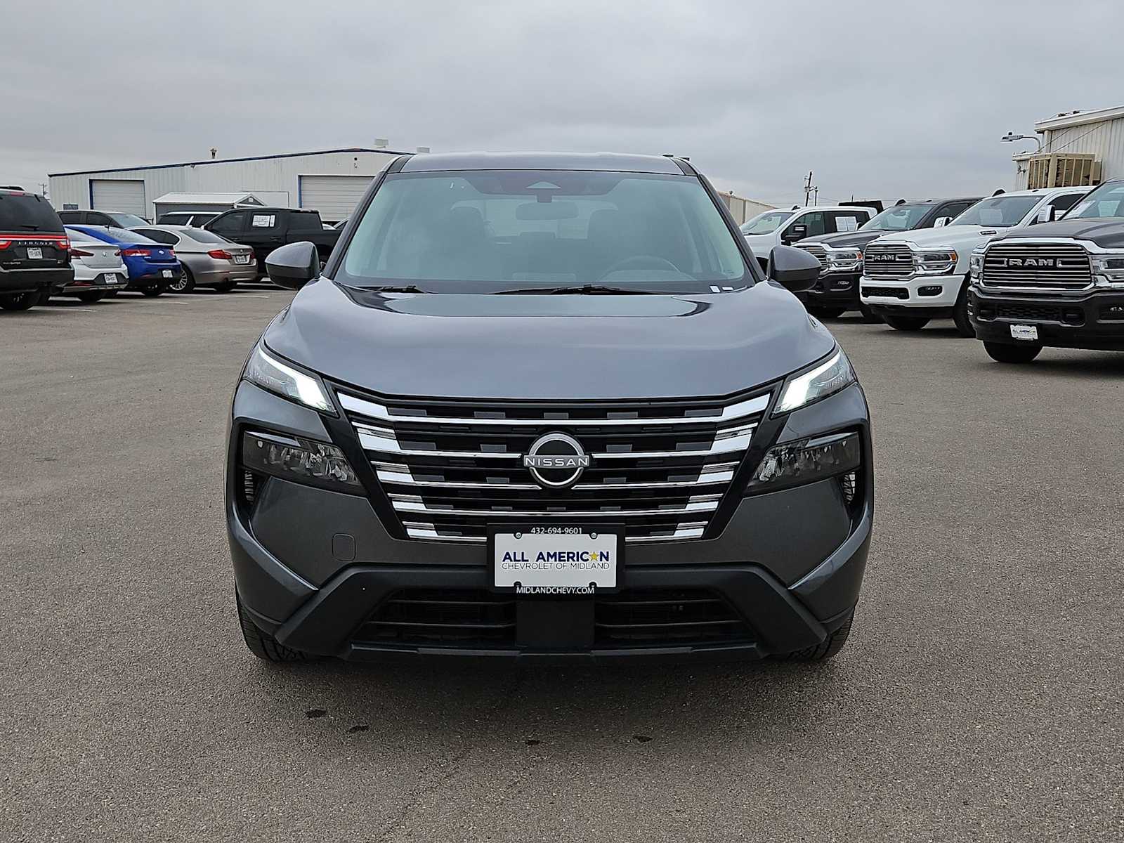 Thumbnail: 2025 Nissan Rogue - 3