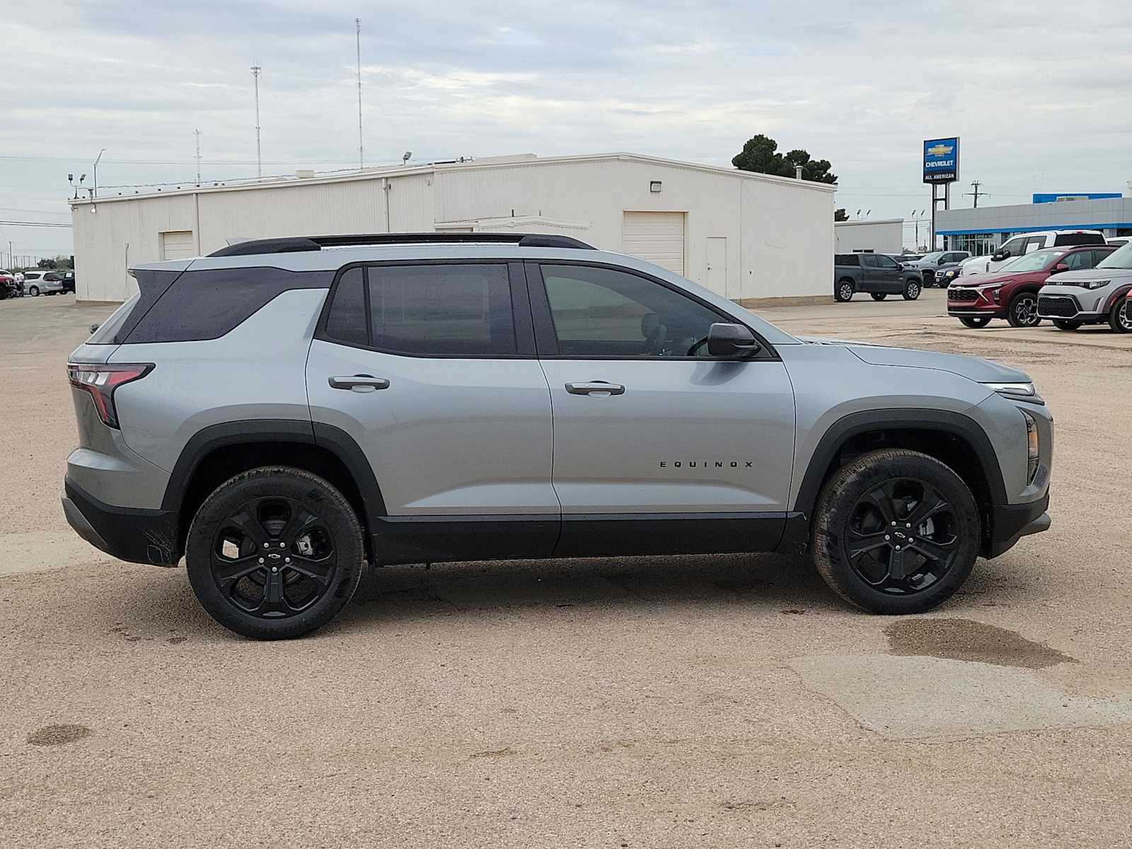 Thumbnail: 2026 Chevrolet Equinox - 9