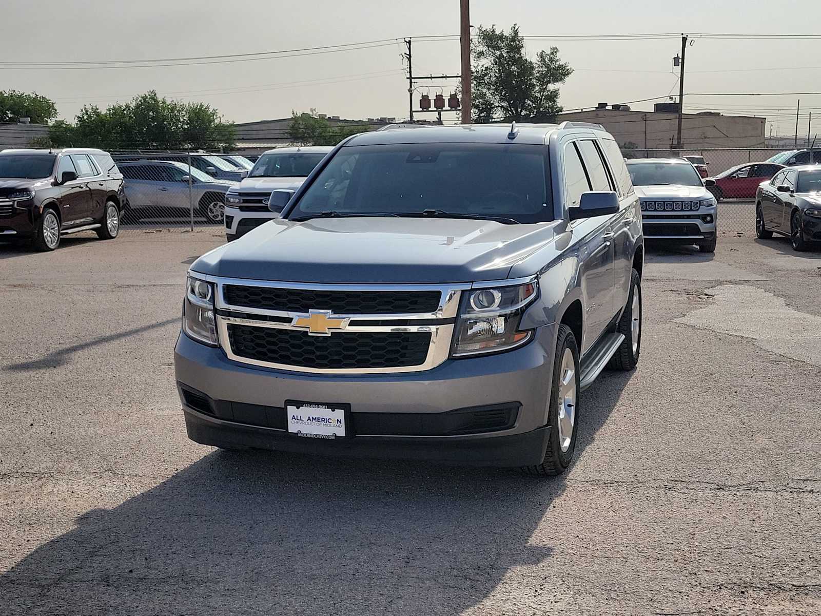 Thumbnail: 2019 Chevrolet Tahoe - 4