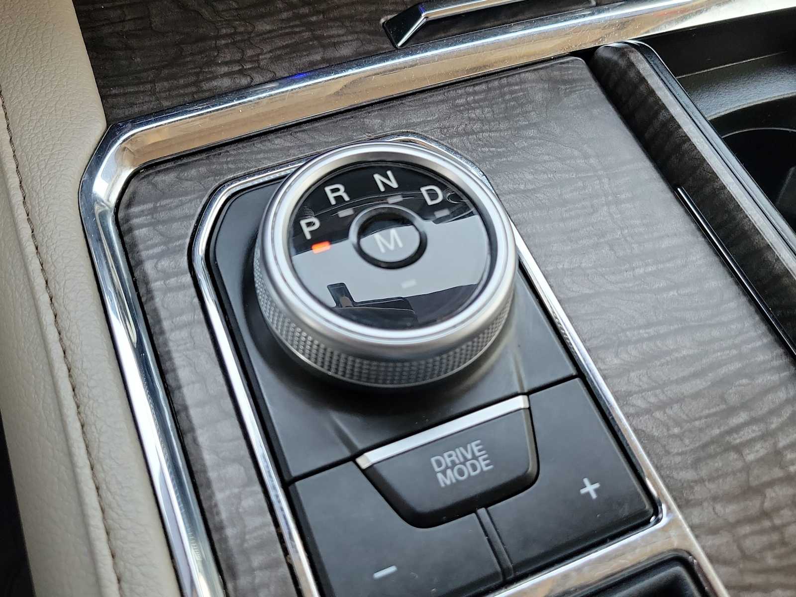 Thumbnail: 2021 Ford Expedition - 21