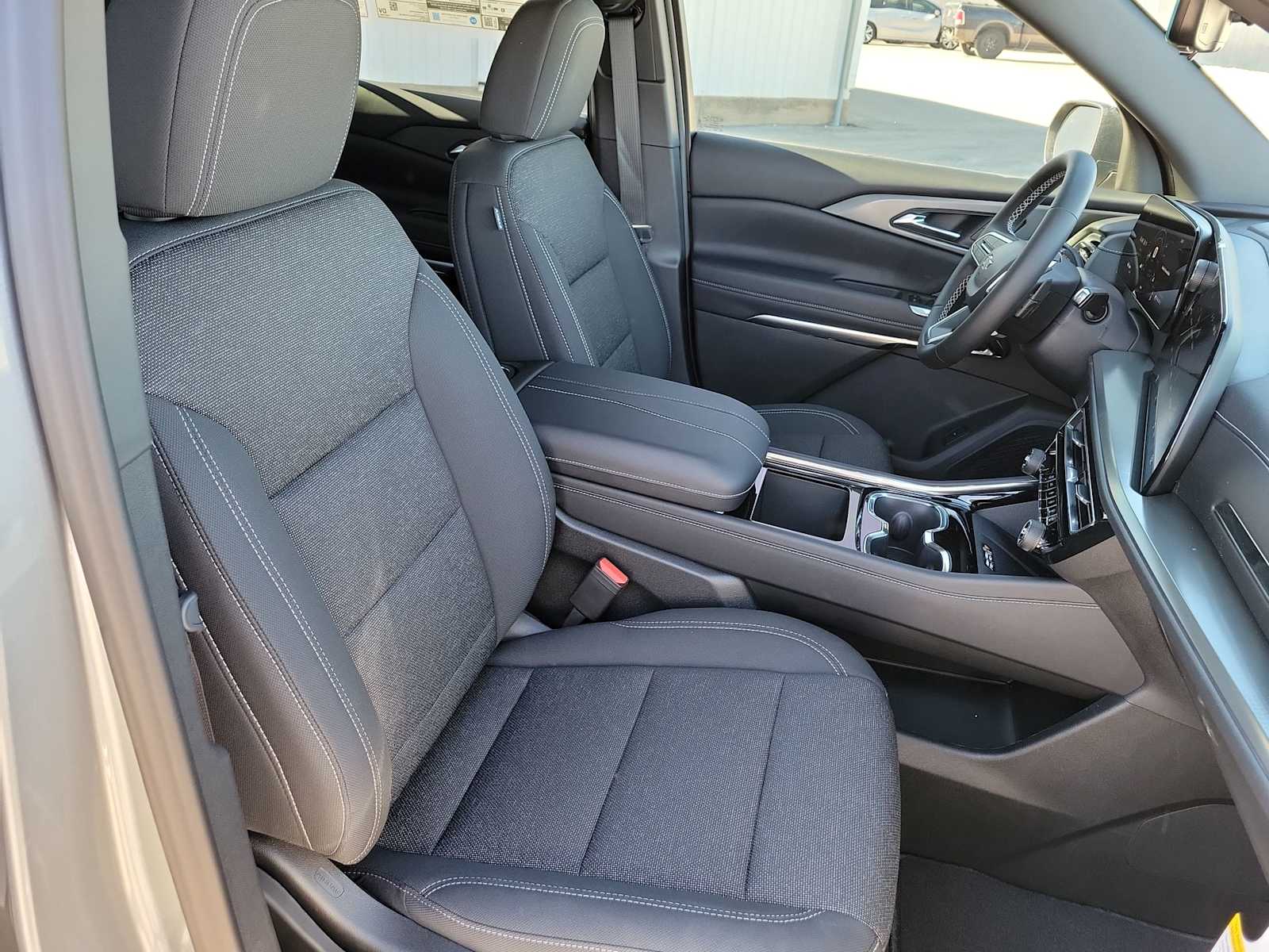 Thumbnail: 2026 Chevrolet Traverse - 22