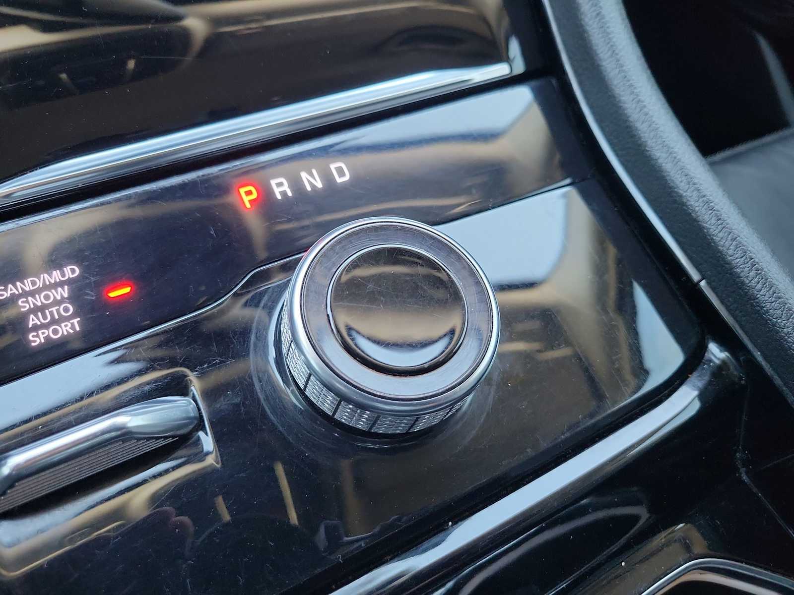 Thumbnail: 2022 Jeep Grand Cherokee - 21