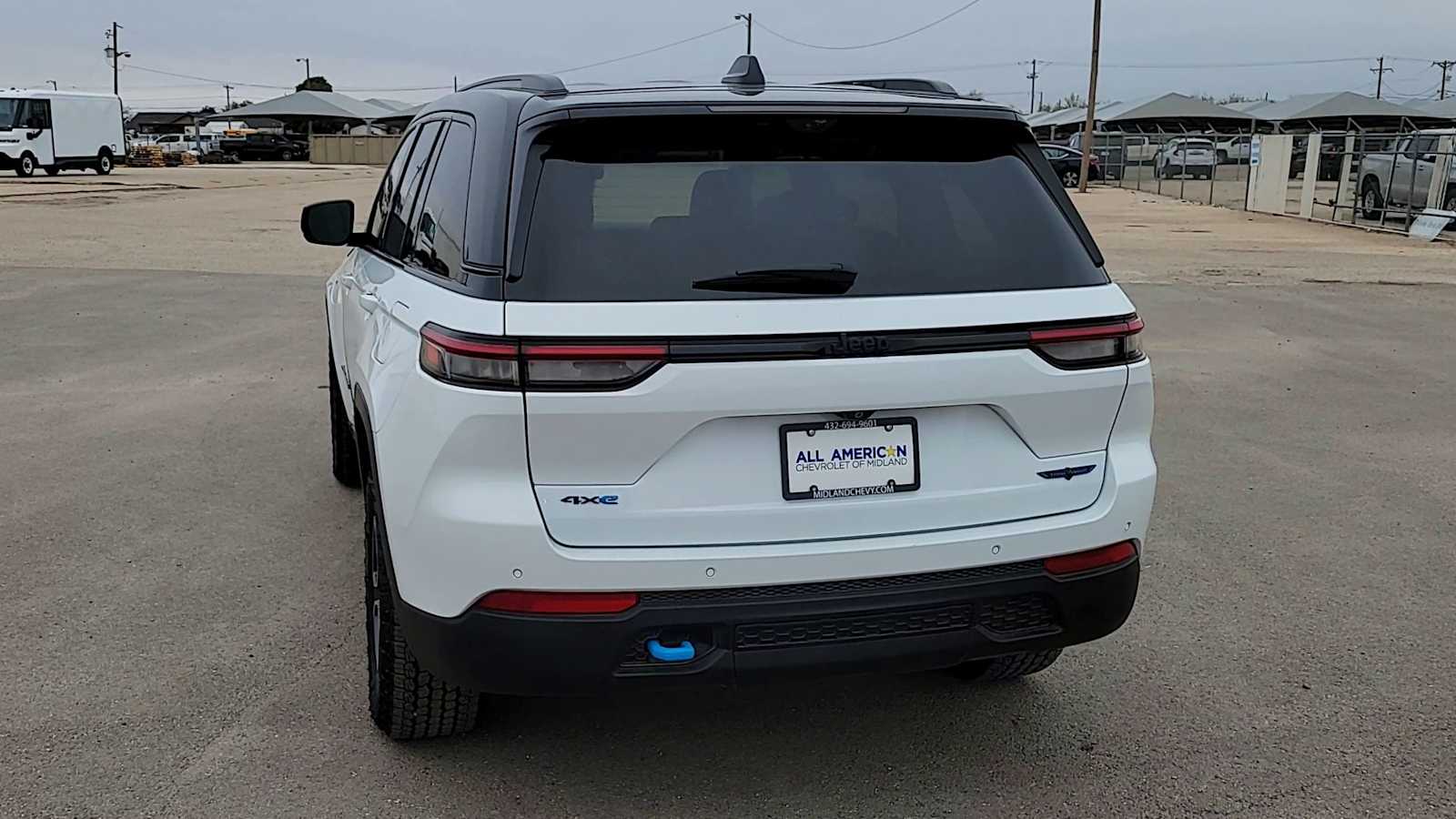 Thumbnail: 2022 Jeep Grand Cherokee - 7