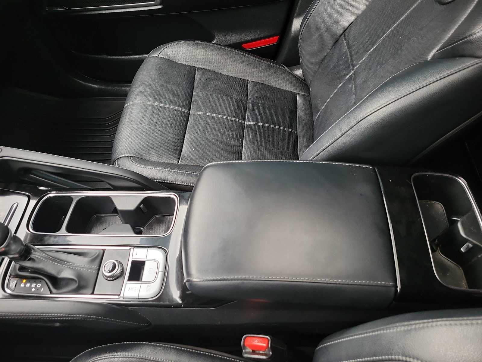 Thumbnail: 2022 Kia Telluride - 20