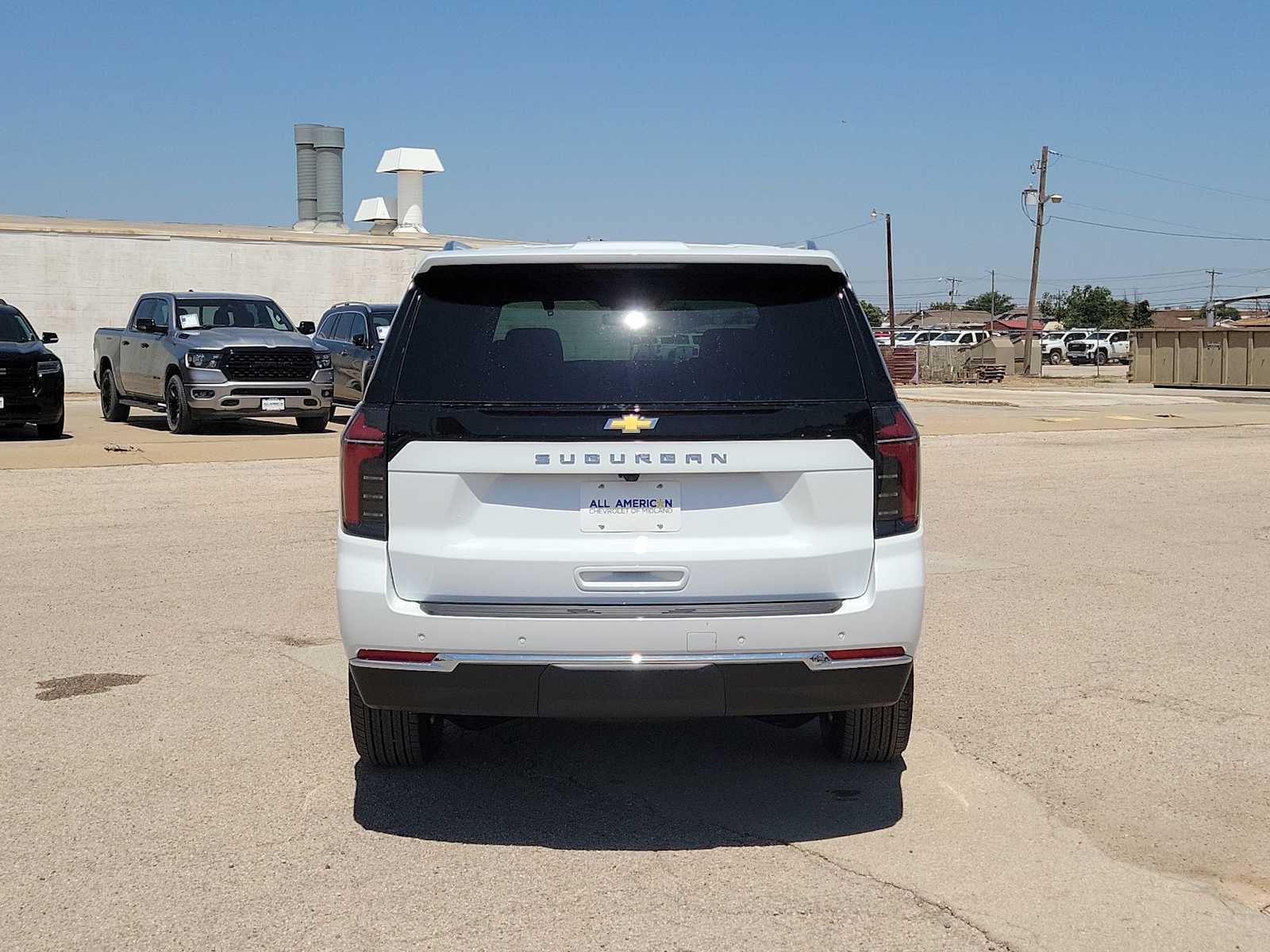 Thumbnail: 2026 Chevrolet Suburban - 7