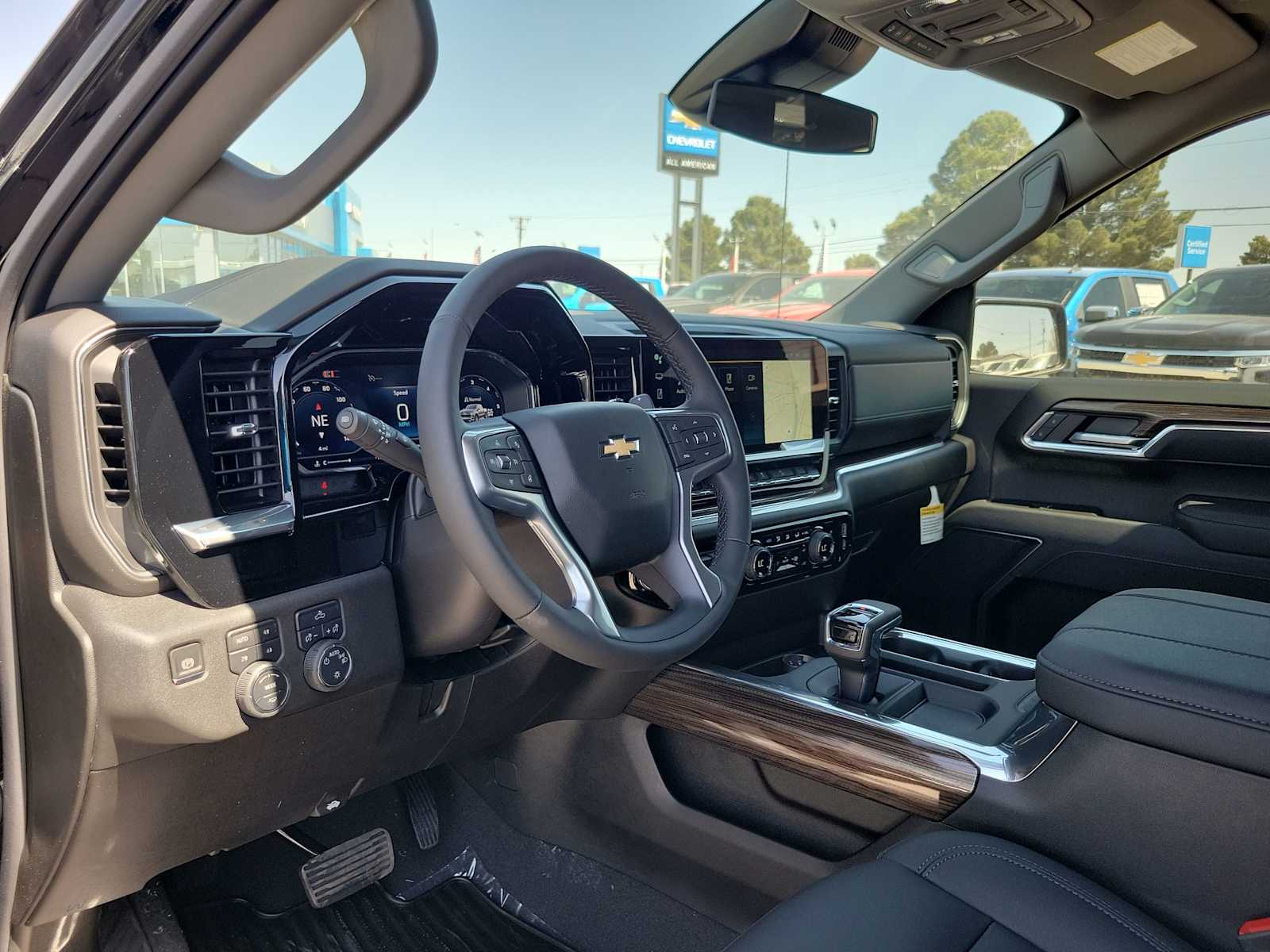 Thumbnail: 2025 Chevrolet Silverado 1500 - 10