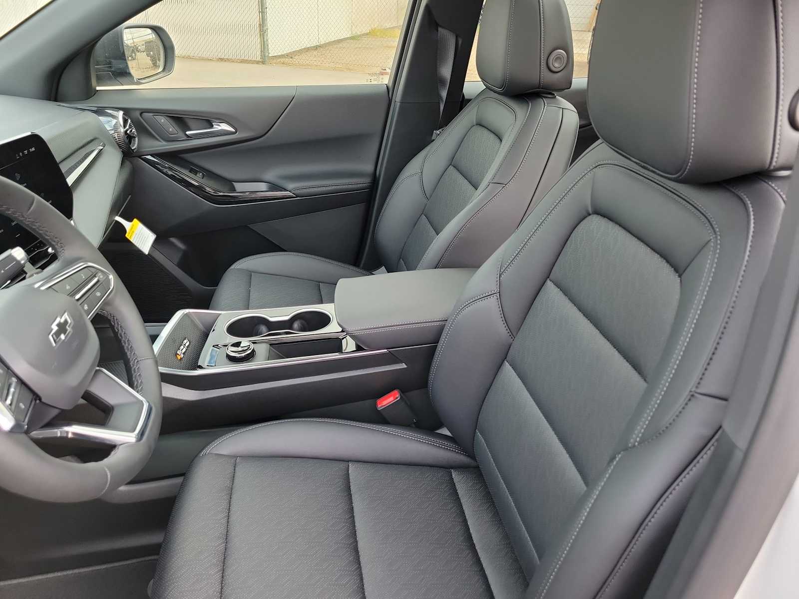 Thumbnail: 2026 Chevrolet Equinox - 19