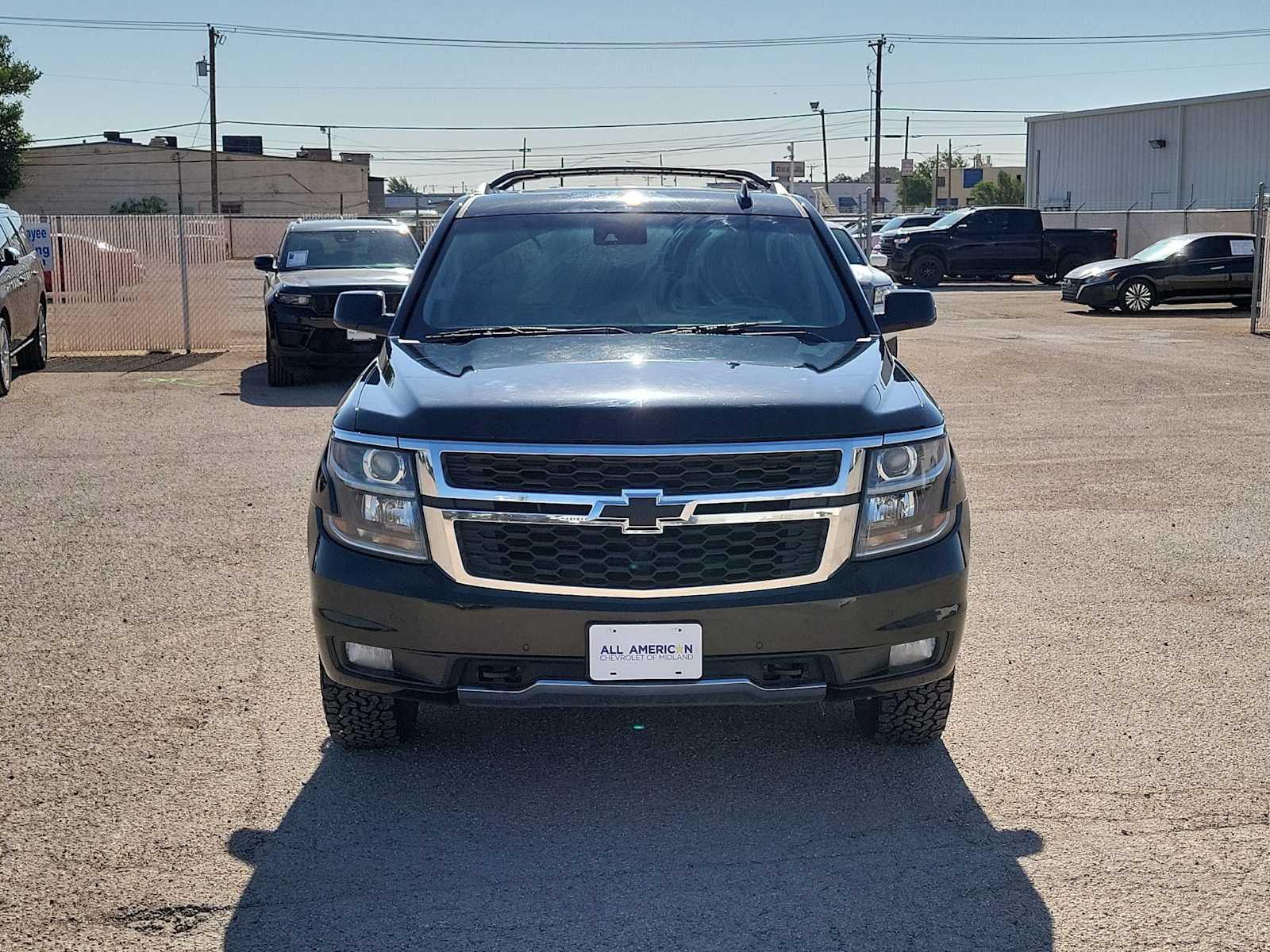 Thumbnail: 2019 Chevrolet Tahoe - 3
