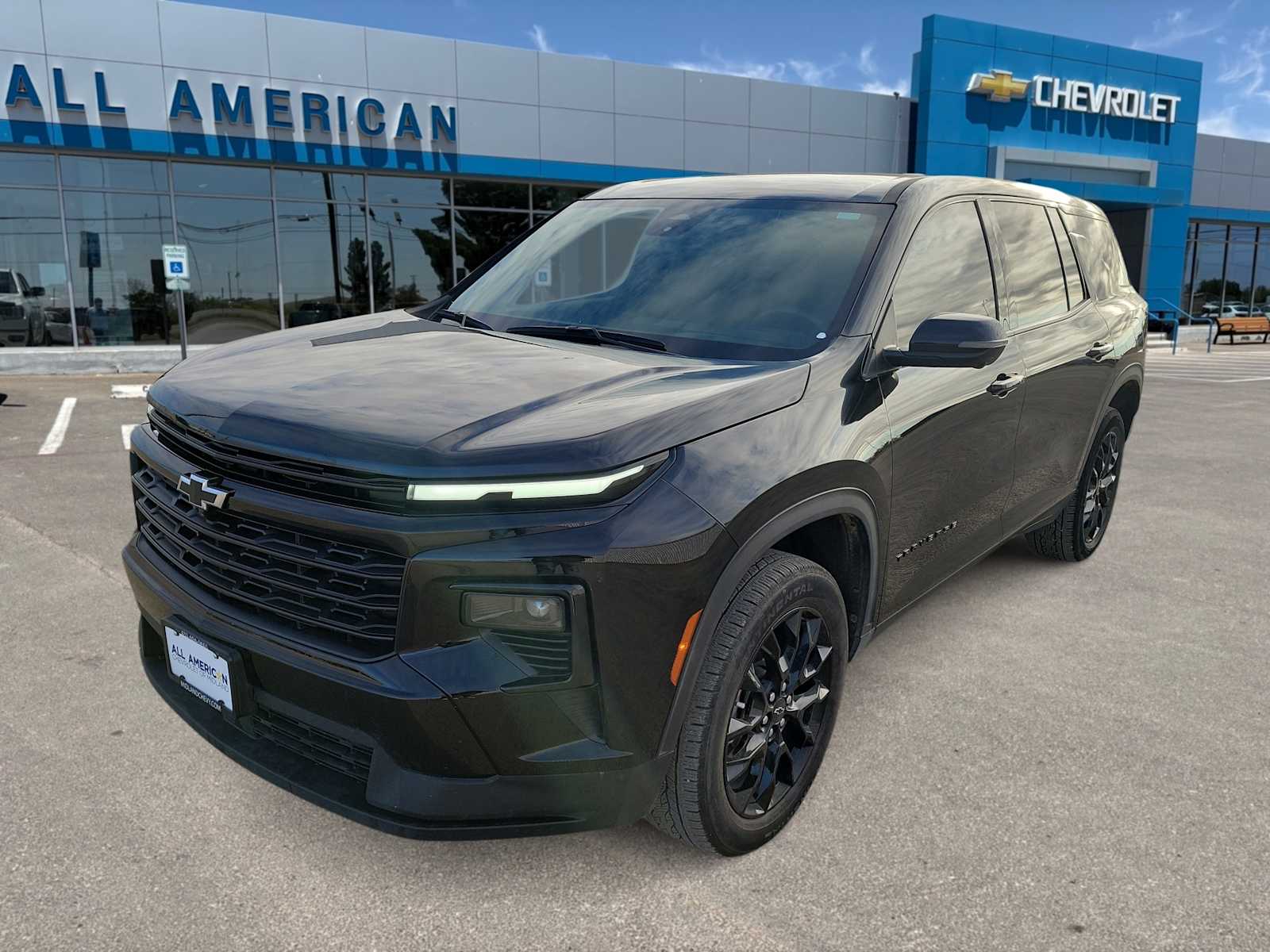 Thumbnail: 2024 Chevrolet Traverse - 1