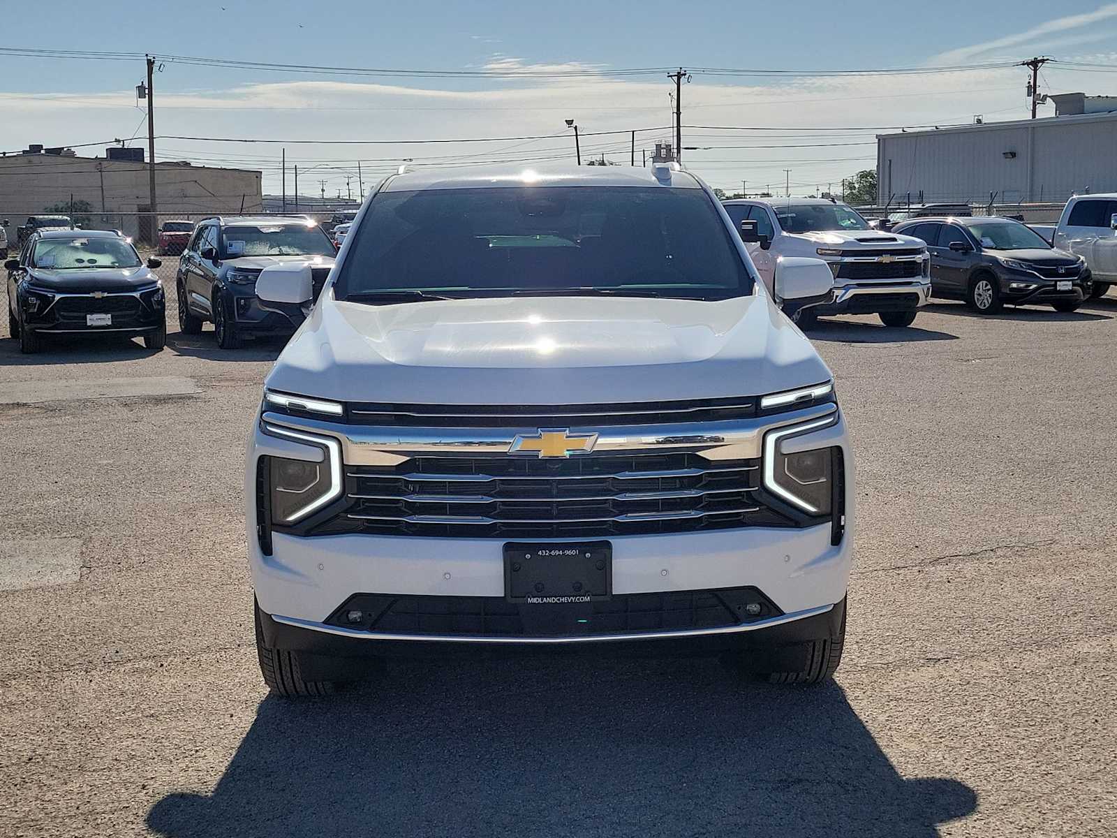 Thumbnail: 2026 Chevrolet Suburban - 3