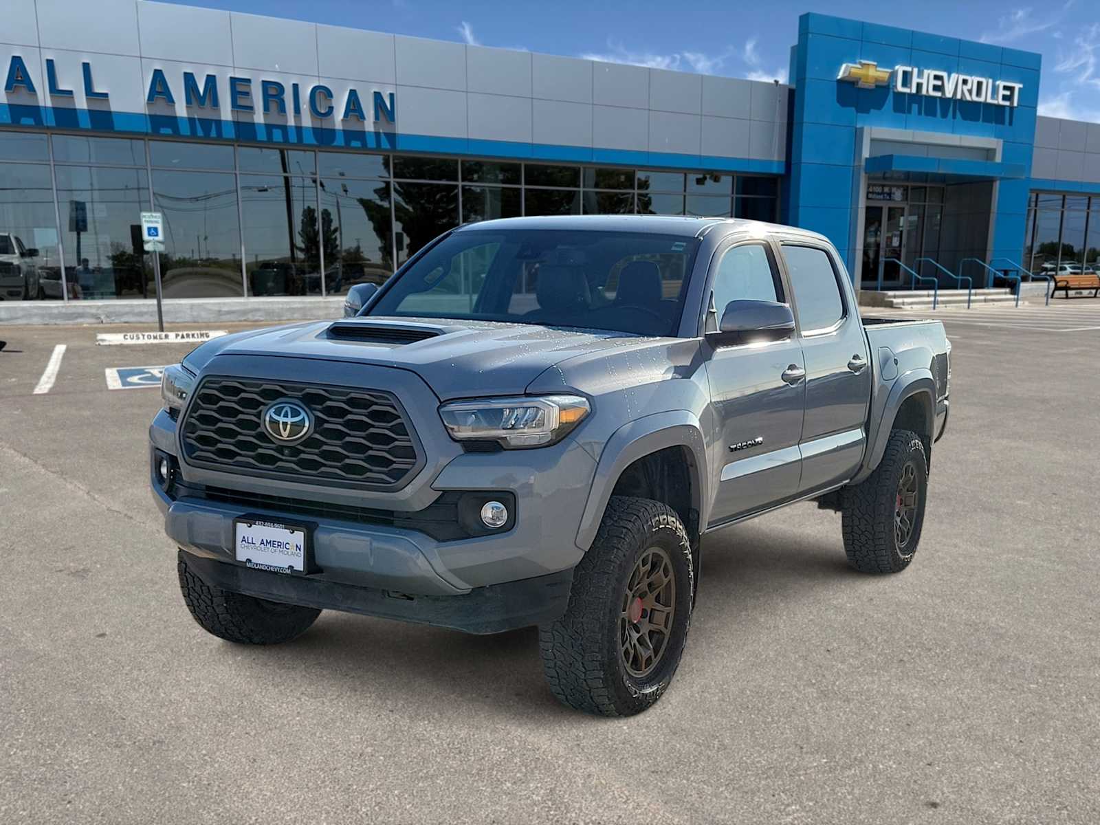 Thumbnail: 2020 Toyota Tacoma - 1