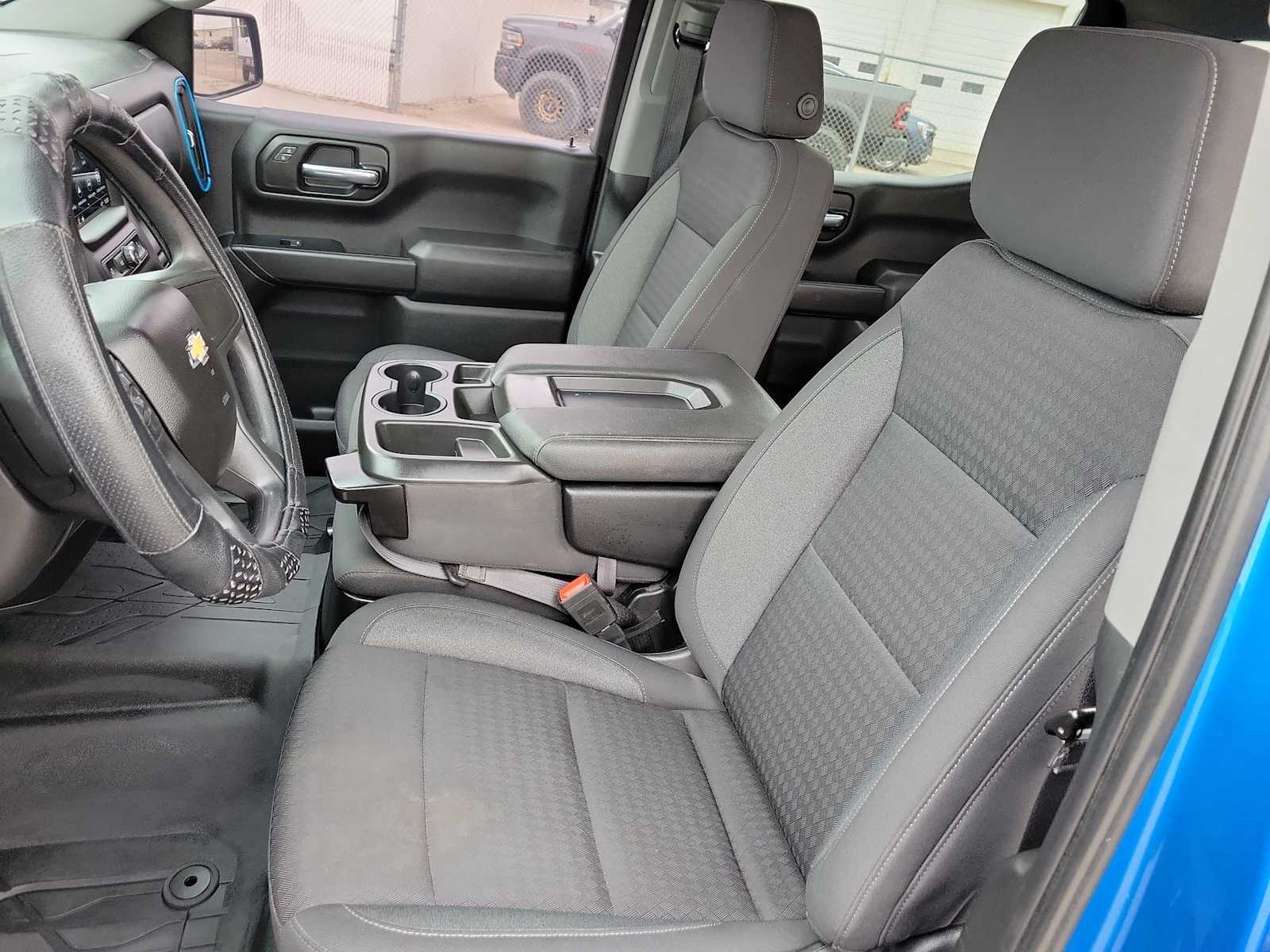 Thumbnail: 2023 Chevrolet Silverado 1500 - 19