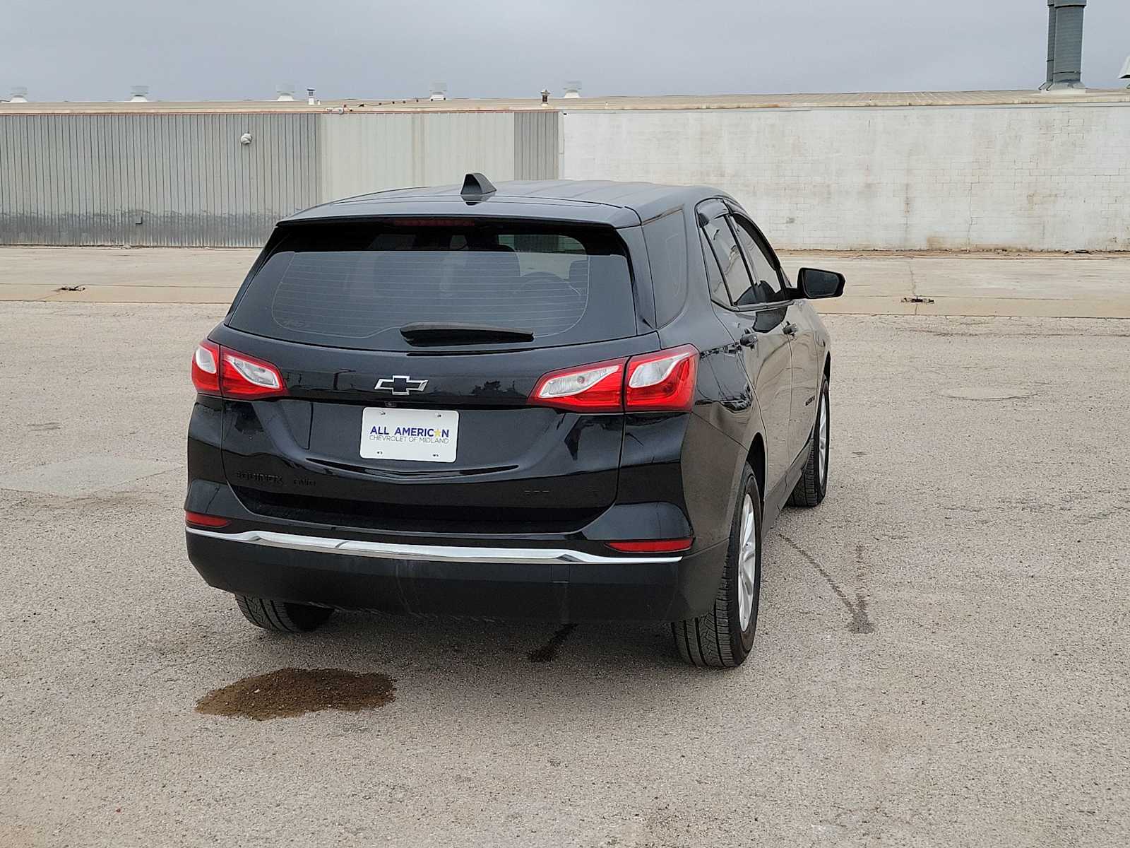 Thumbnail: 2018 Chevrolet Equinox - 8