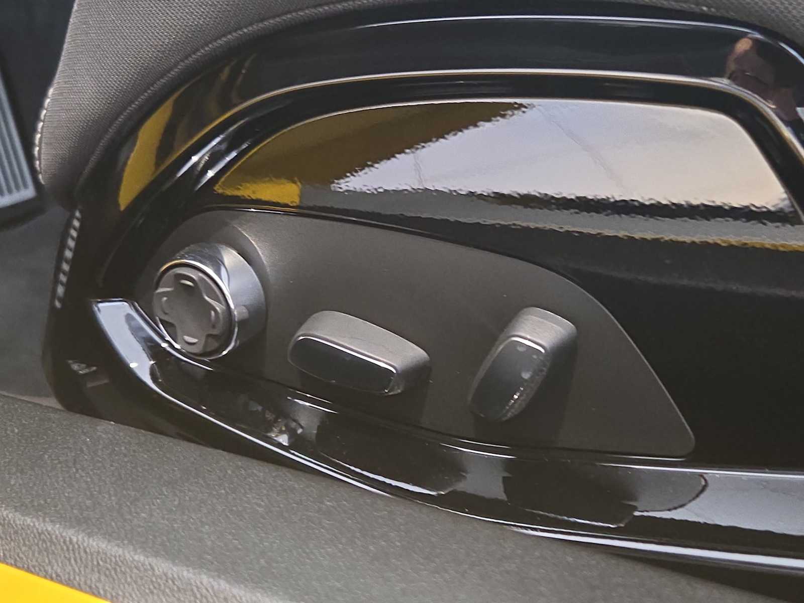 Thumbnail: 2025 Chevrolet Corvette - 15