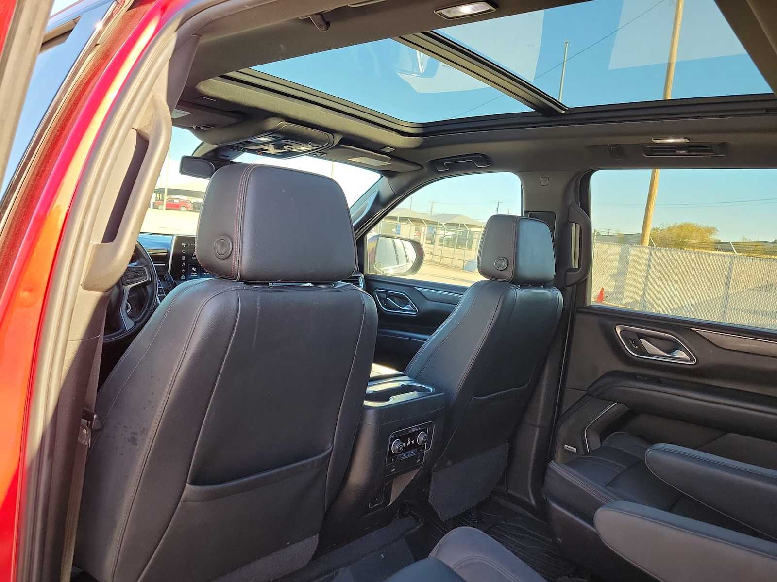 Thumbnail: 2022 Chevrolet Suburban - 20