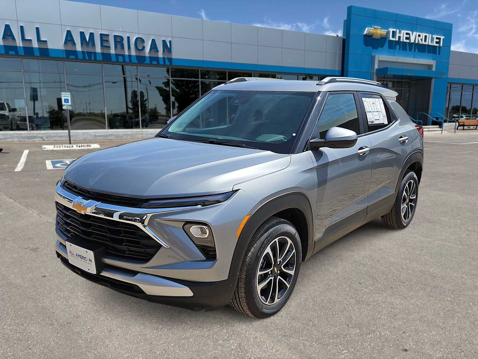 Thumbnail: 2026 Chevrolet TrailBlazer - 1