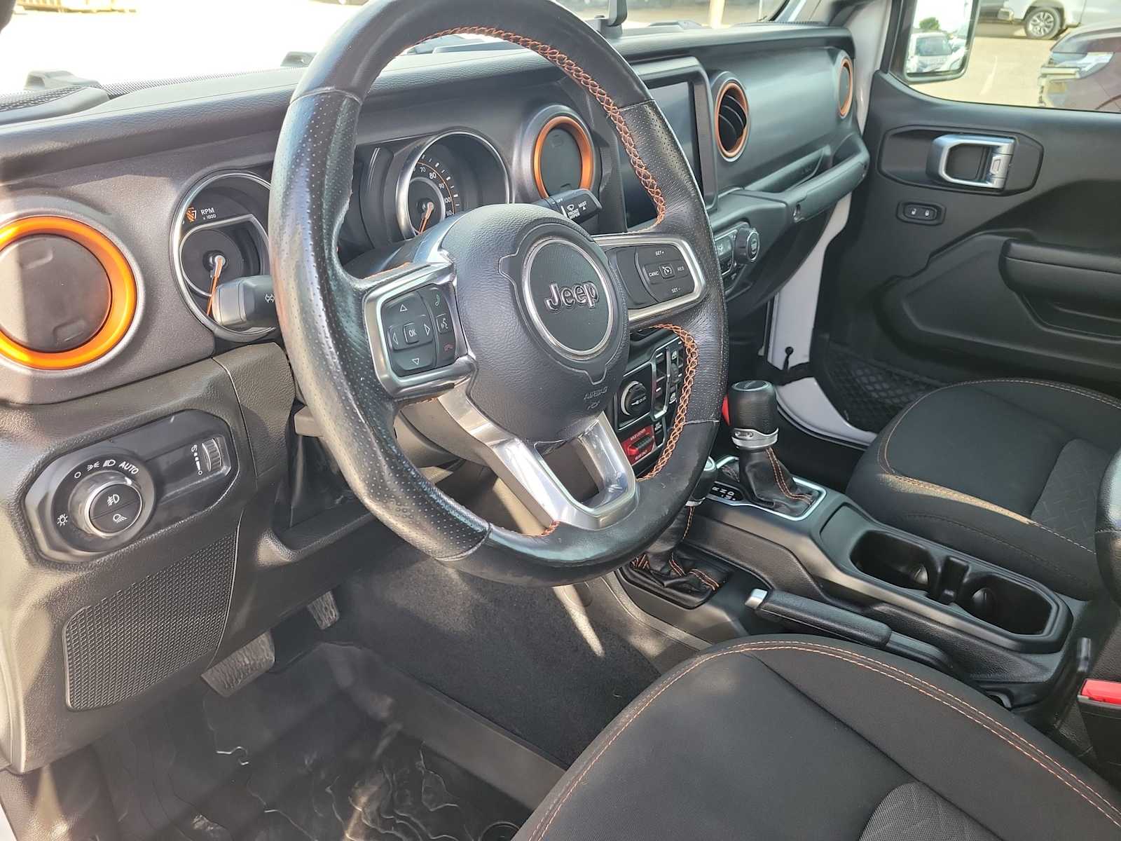 Thumbnail: 2023 Jeep Gladiator - 10