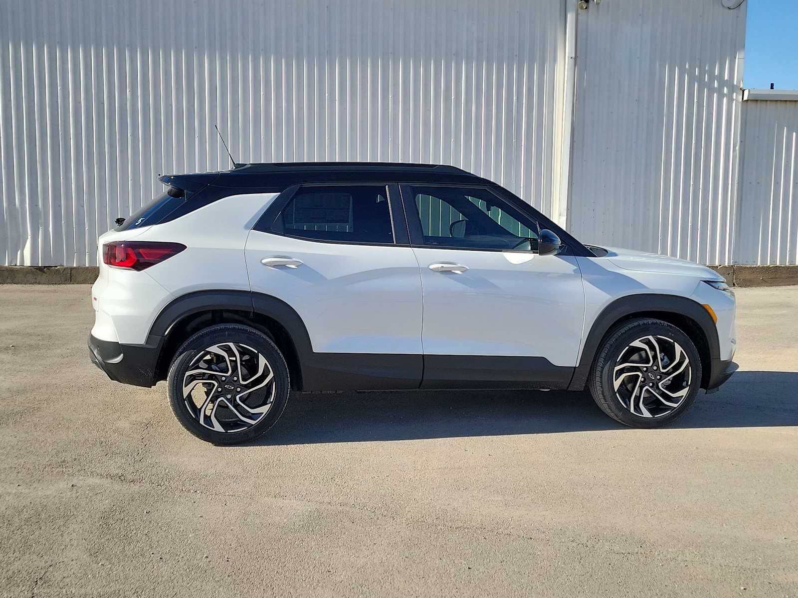 Thumbnail: 2026 Chevrolet TrailBlazer - 7