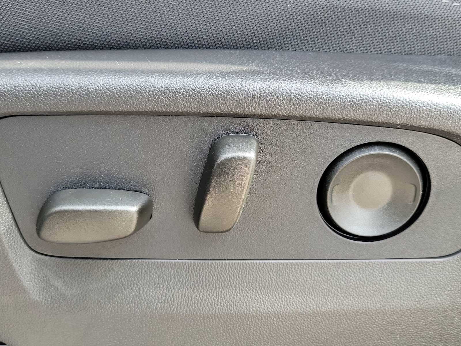 Thumbnail: 2026 Chevrolet Silverado 1500 - 15