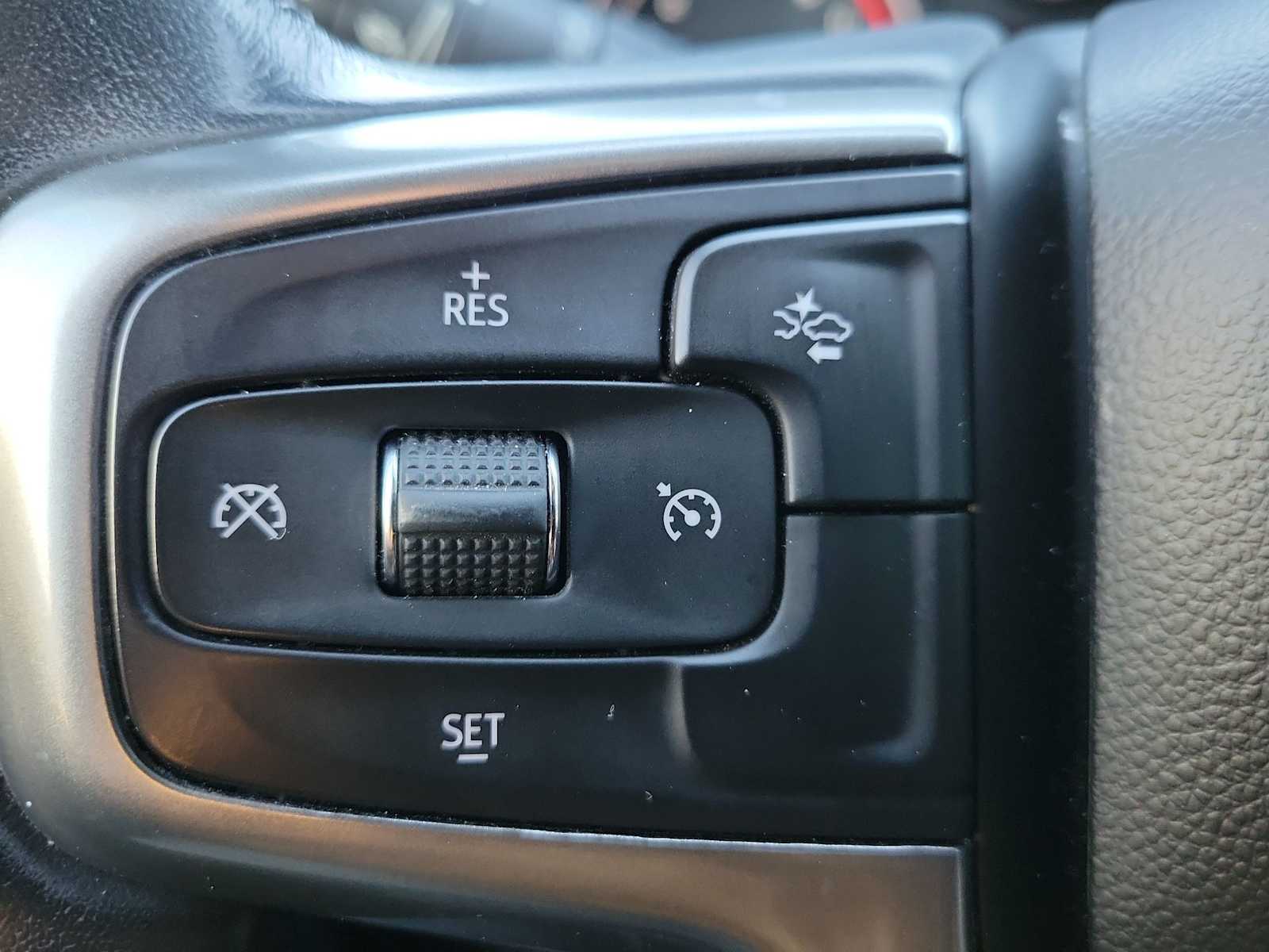 Thumbnail: 2021 Chevrolet Suburban - 27