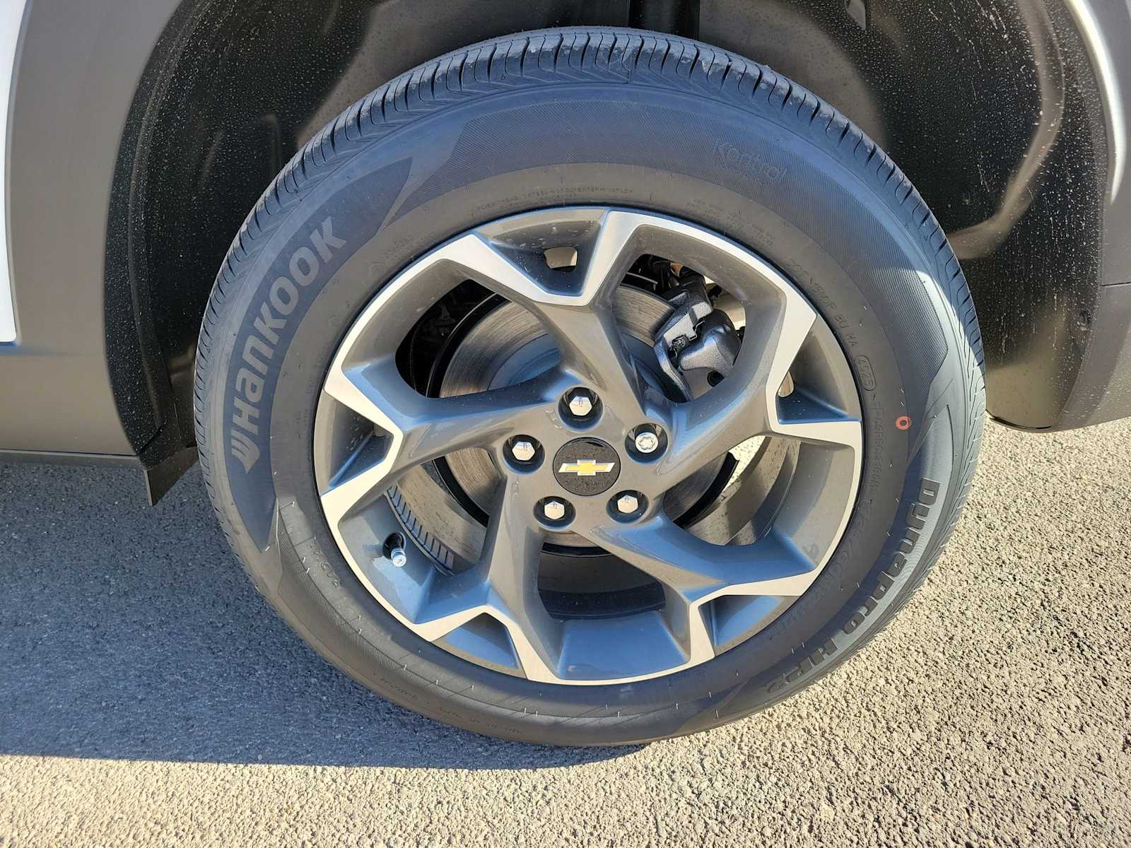 Thumbnail: 2026 Chevrolet Trax - 16