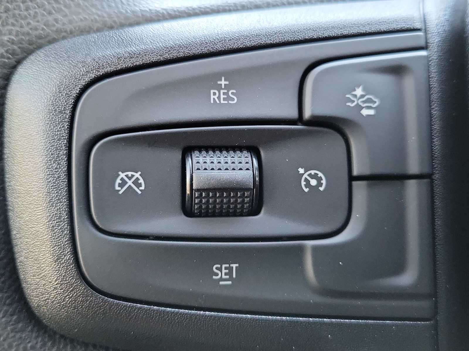 Thumbnail: 2026 Chevrolet Silverado 2500 - 27